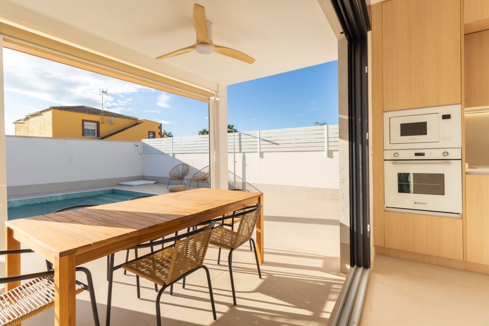 Villa i Torrevieja, Alicante, Spanien 3 sovrum, 100 kvm. Nr. 151830