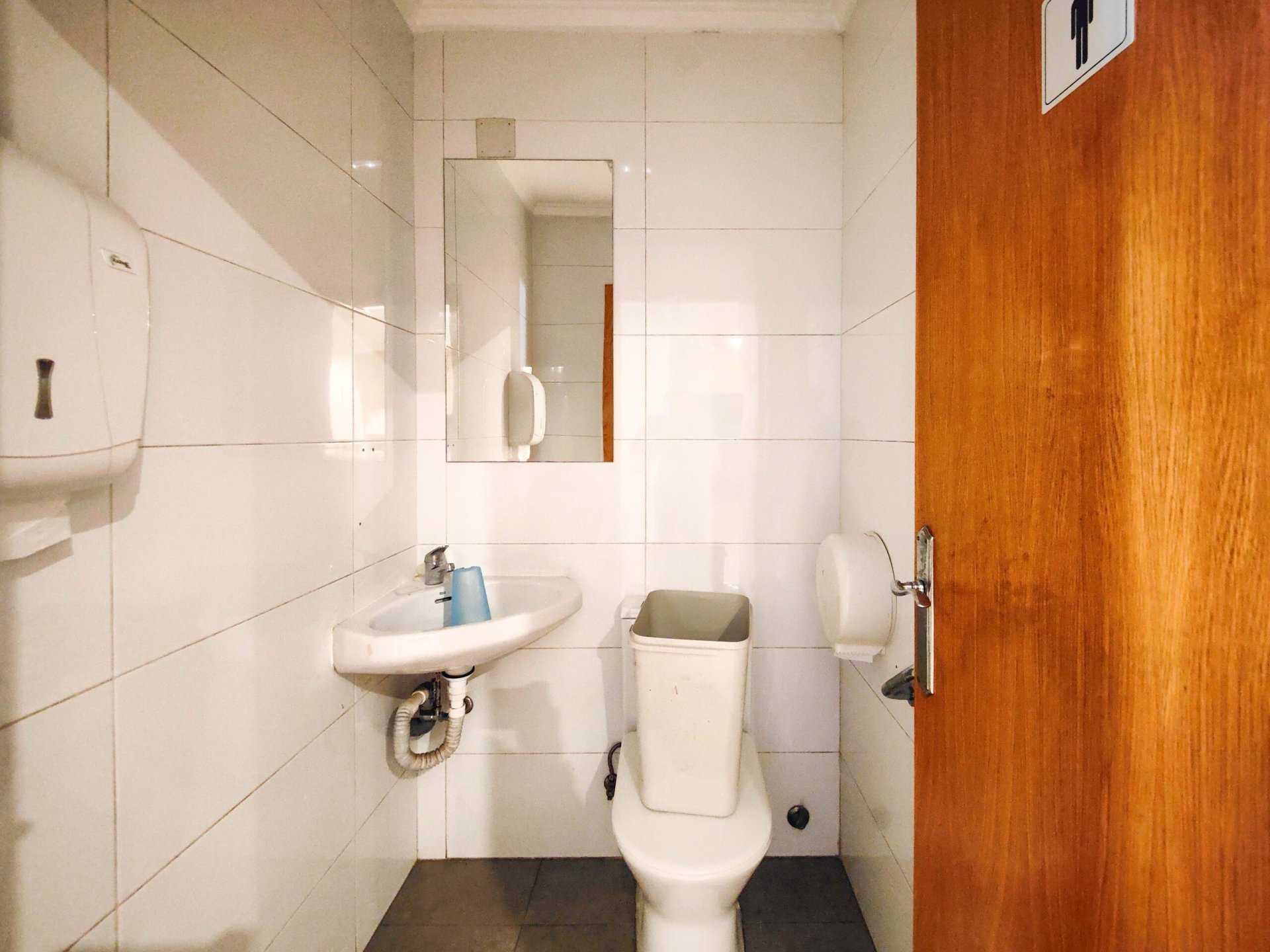 Liikekiinteistö Torrevieja, Alicante, Espanja 6 makuuhuonetta, 270 m2 No. 151829