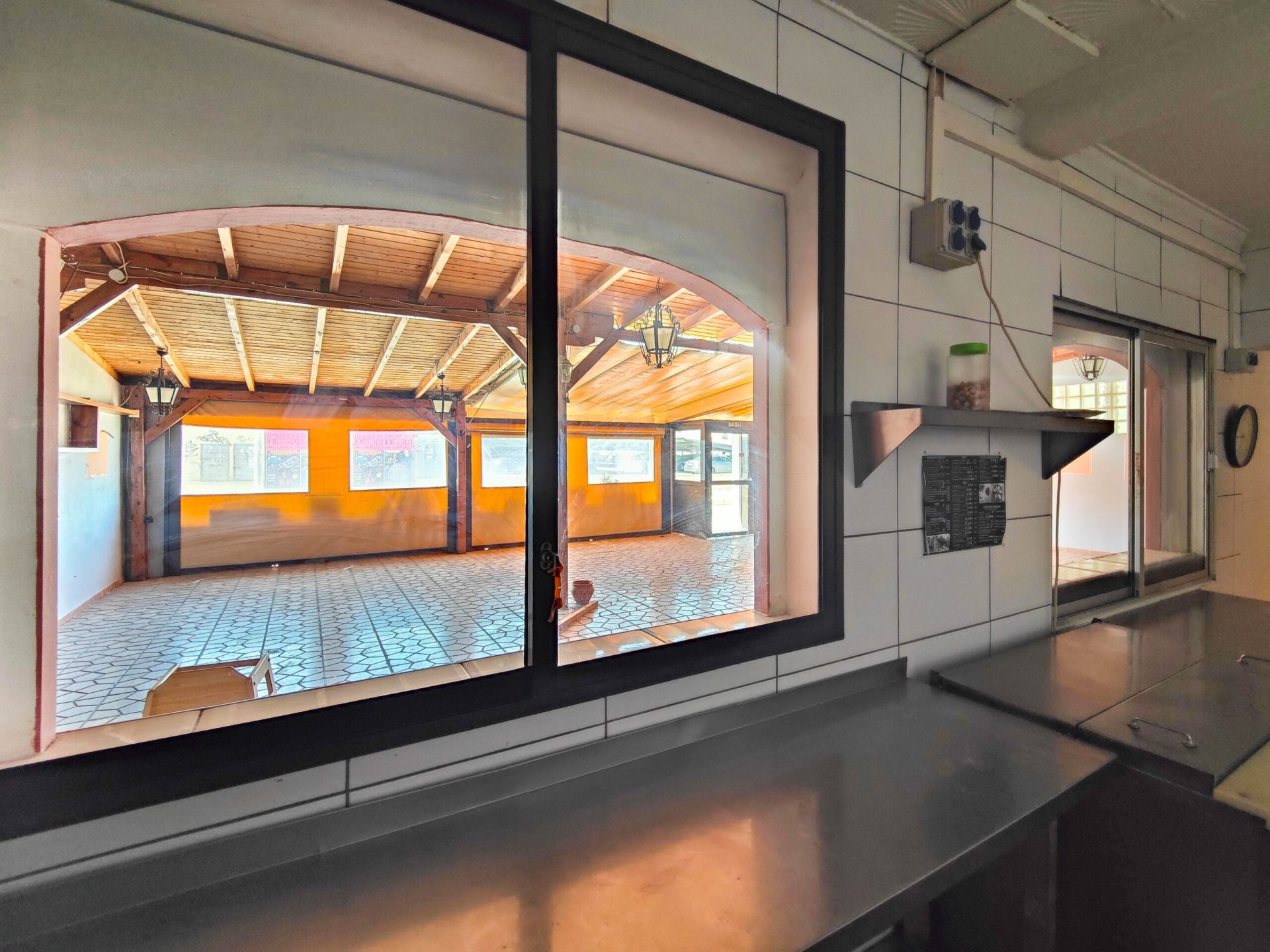 Liikekiinteistö Torrevieja, Alicante, Espanja 6 makuuhuonetta, 270 m2 No. 151829