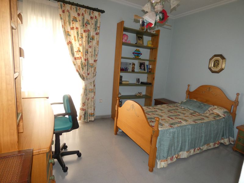 Willa w Almoradi, Alicante, Hiszpania 4 sypialnie, 405 mkw. nr 151835