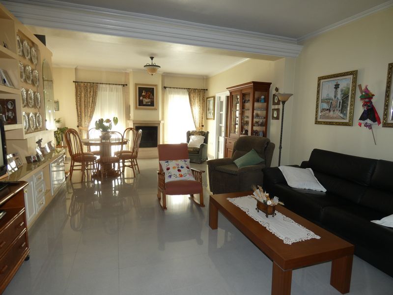 Willa w Almoradi, Alicante, Hiszpania 4 sypialnie, 405 mkw. nr 151835