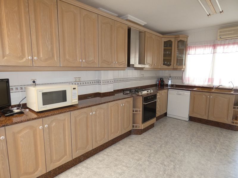 Willa w Almoradi, Alicante, Hiszpania 4 sypialnie, 405 mkw. nr 151835