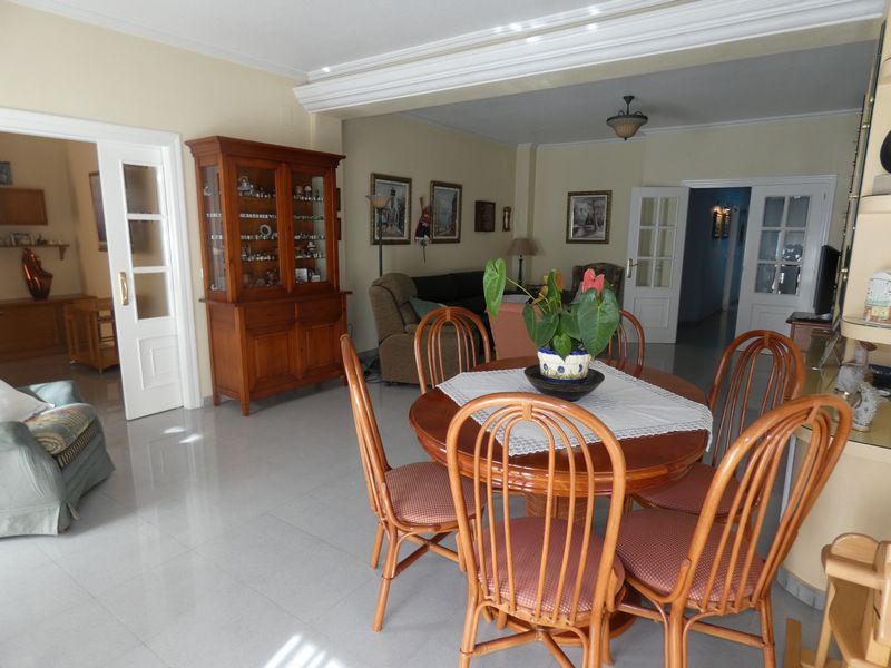 Willa w Almoradi, Alicante, Hiszpania 4 sypialnie, 405 mkw. nr 151835