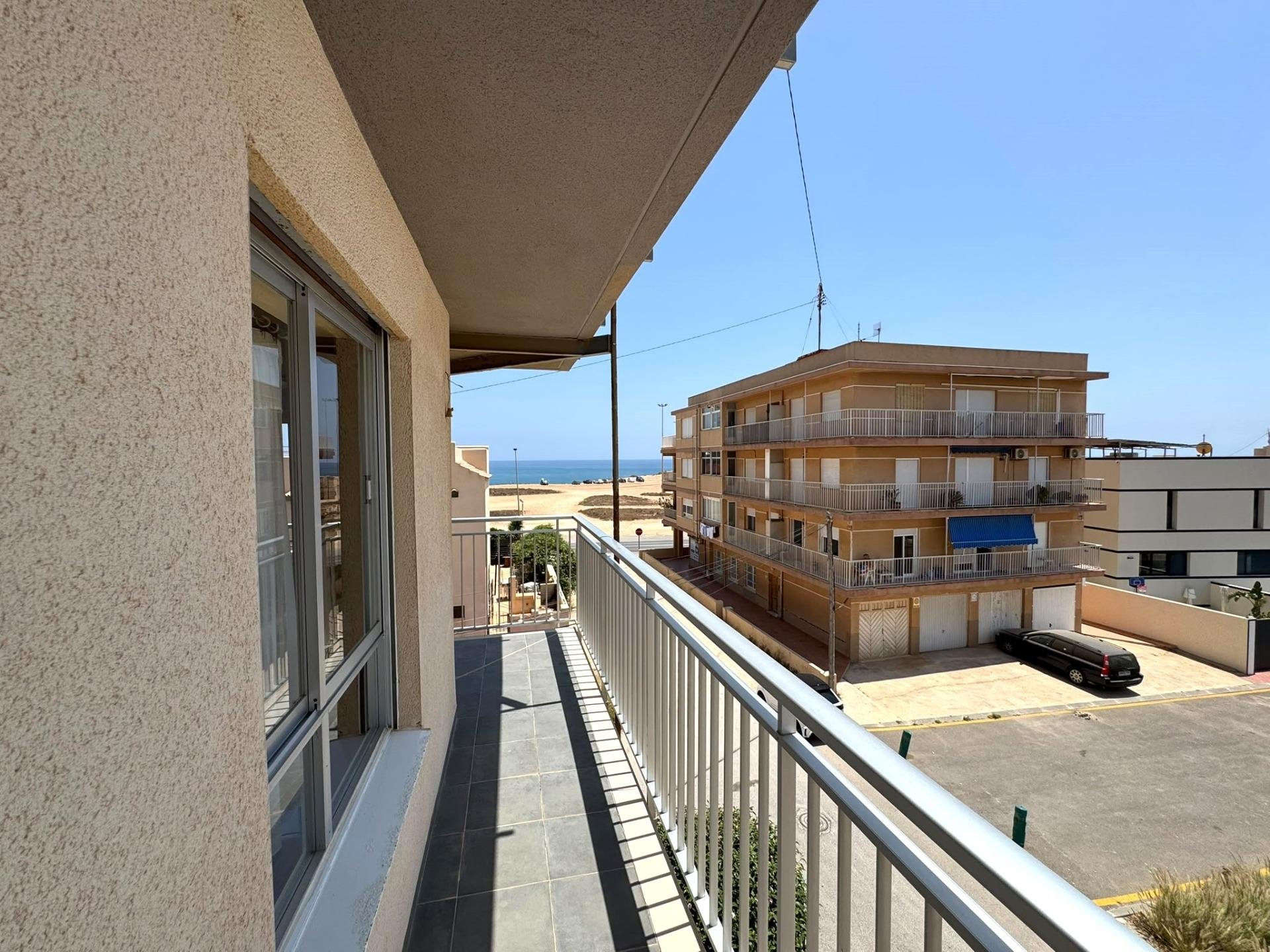 Appartamento a Torrevieja, Alicante, Spagna 3 camere da letto, 80 mq. N° 190102