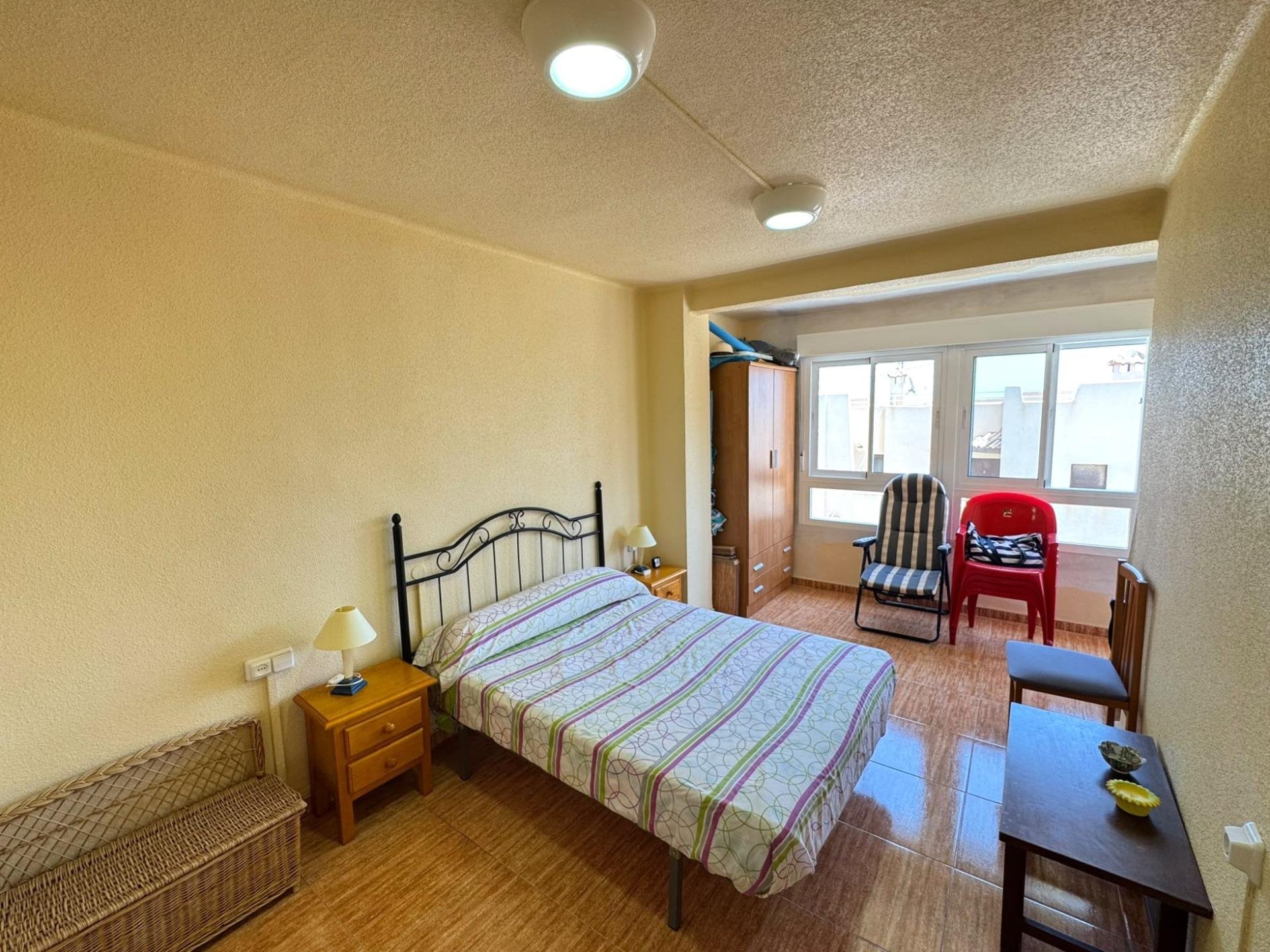 Appartamento a Torrevieja, Alicante, Spagna 3 camere da letto, 80 mq. N° 190102