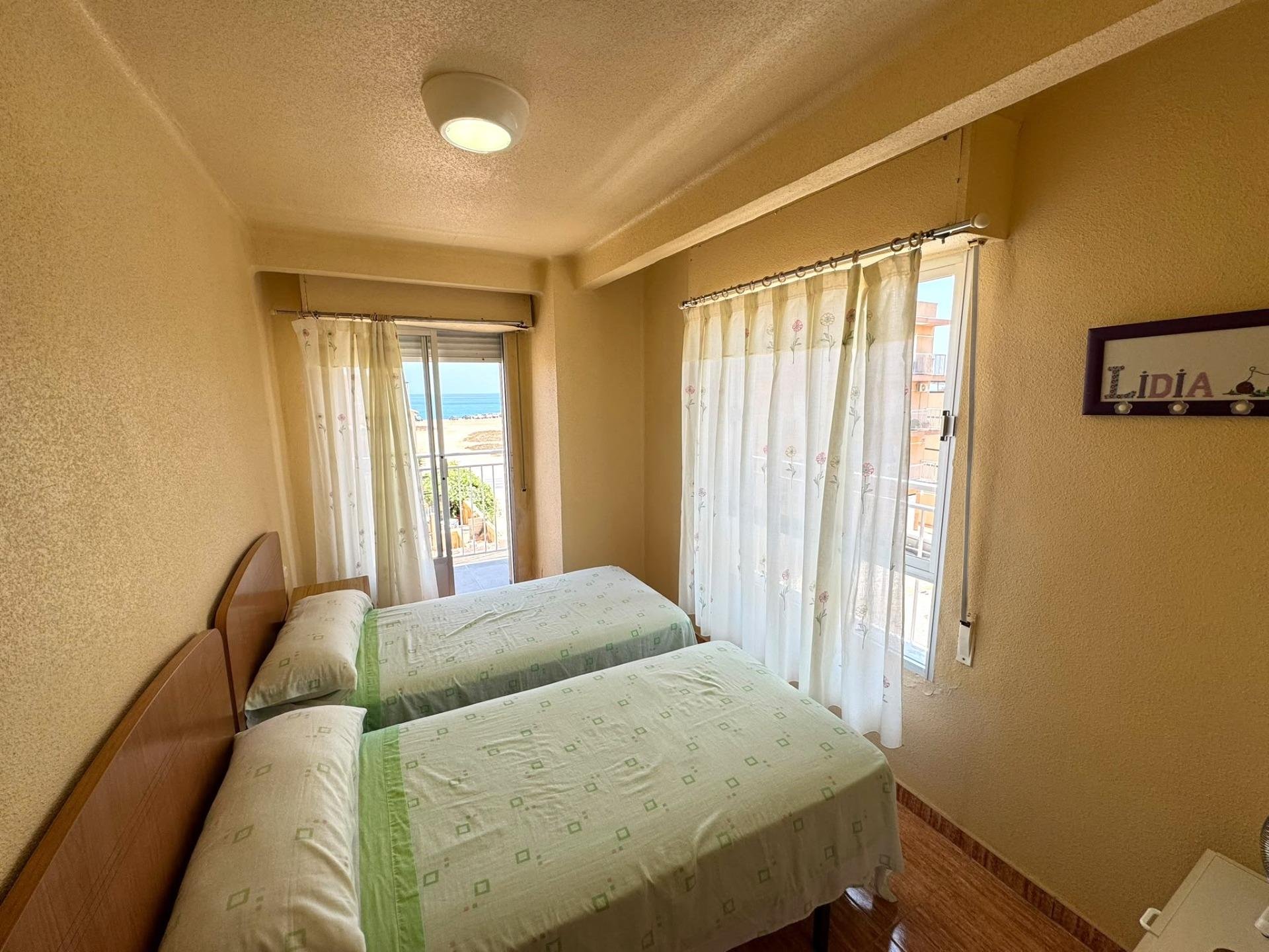 Appartamento a Torrevieja, Alicante, Spagna 3 camere da letto, 80 mq. N° 190102