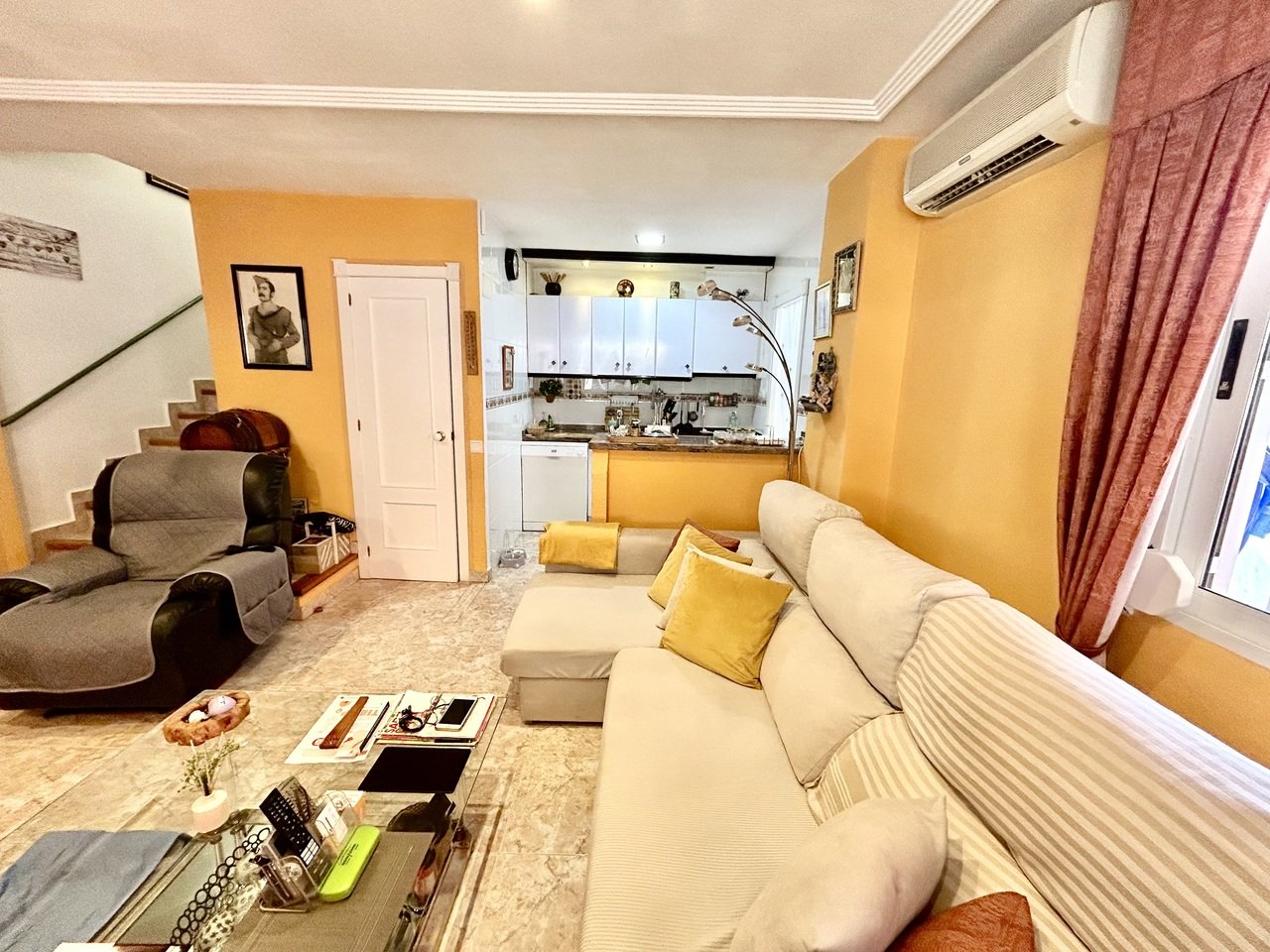 Townhouse in Torrevieja, Alicante, Spain 2 bedrooms, 71 sq.m. No. 190179