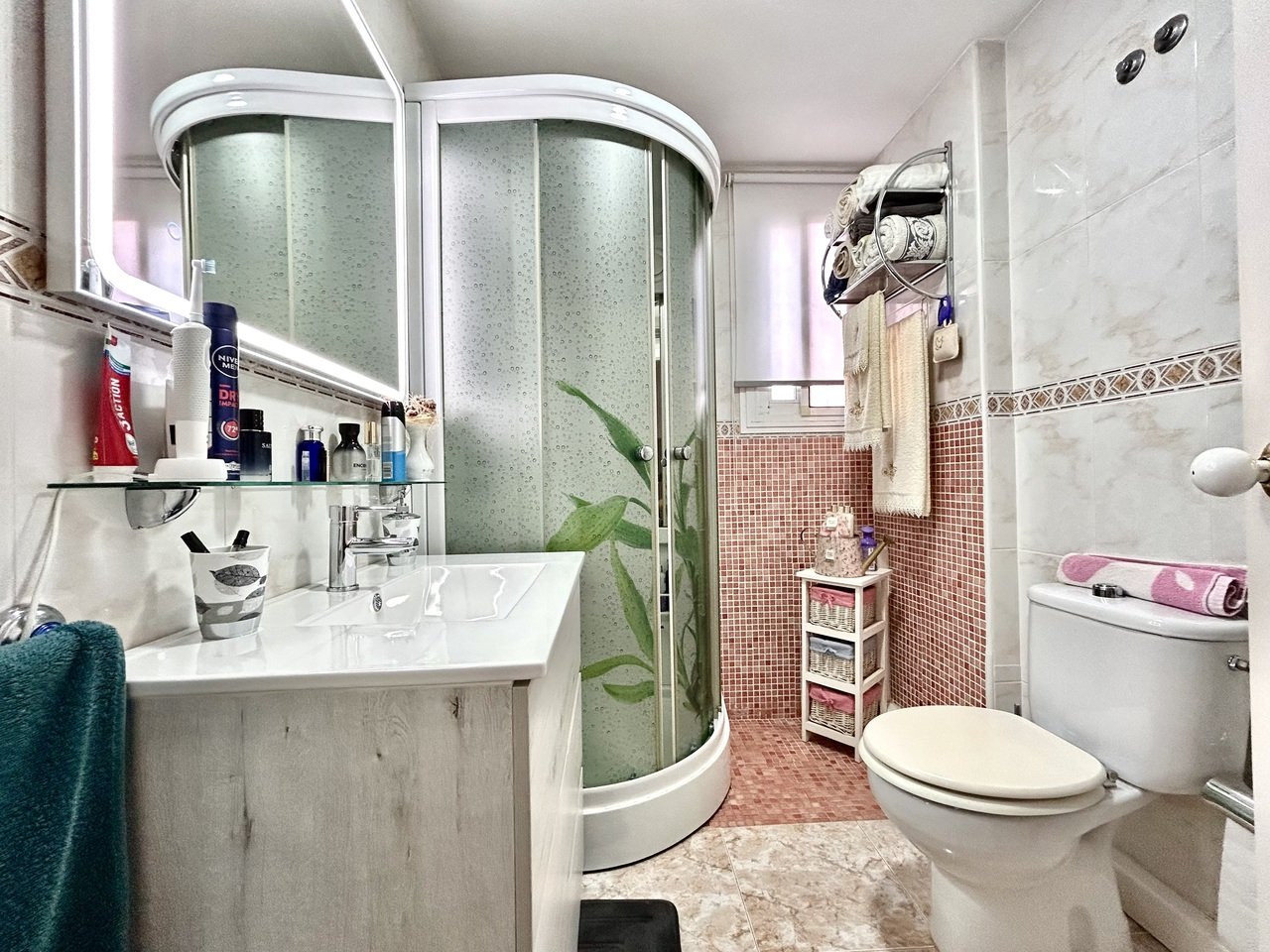 Townhouse in Torrevieja, Alicante, Spain 2 bedrooms, 71 sq.m. No. 190179