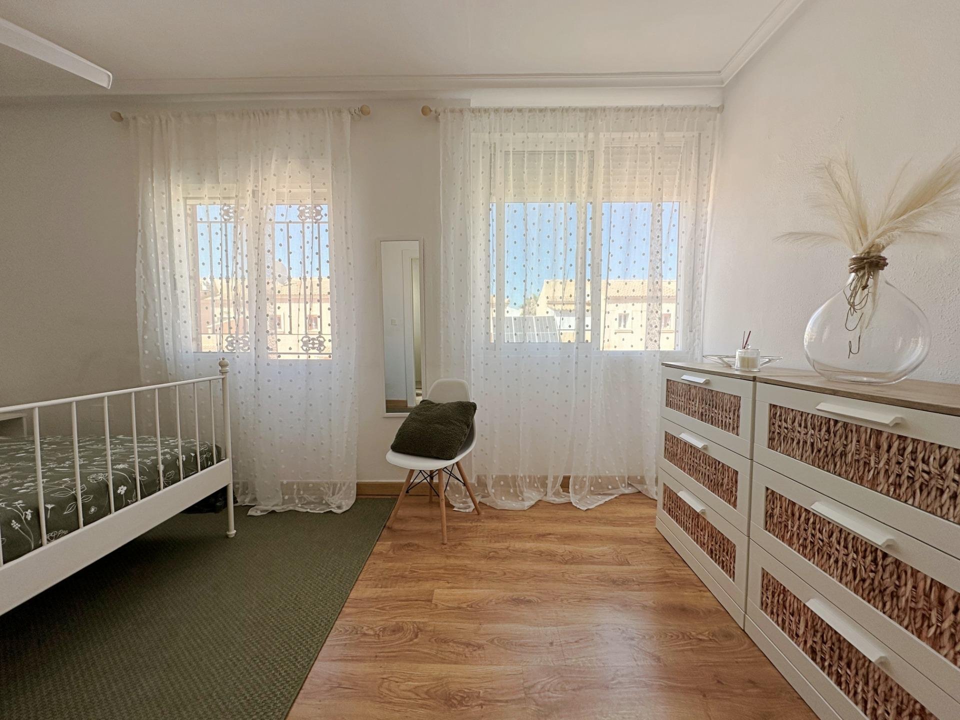 Casa adosada en La Zenia, Alicante, España 3 dormitorios, 110 m2 No. 190181