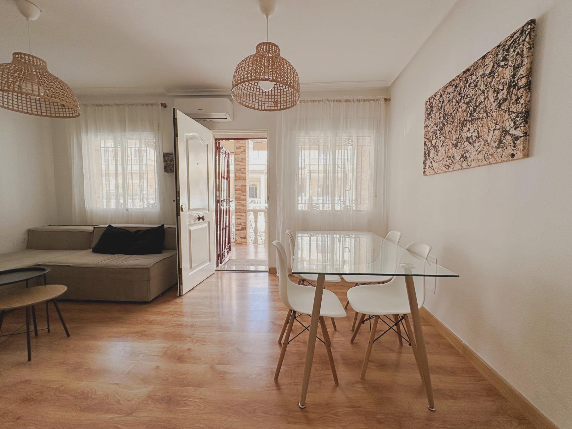 Casa adosada en La Zenia, Alicante, España 3 dormitorios, 110 m2 No. 190181