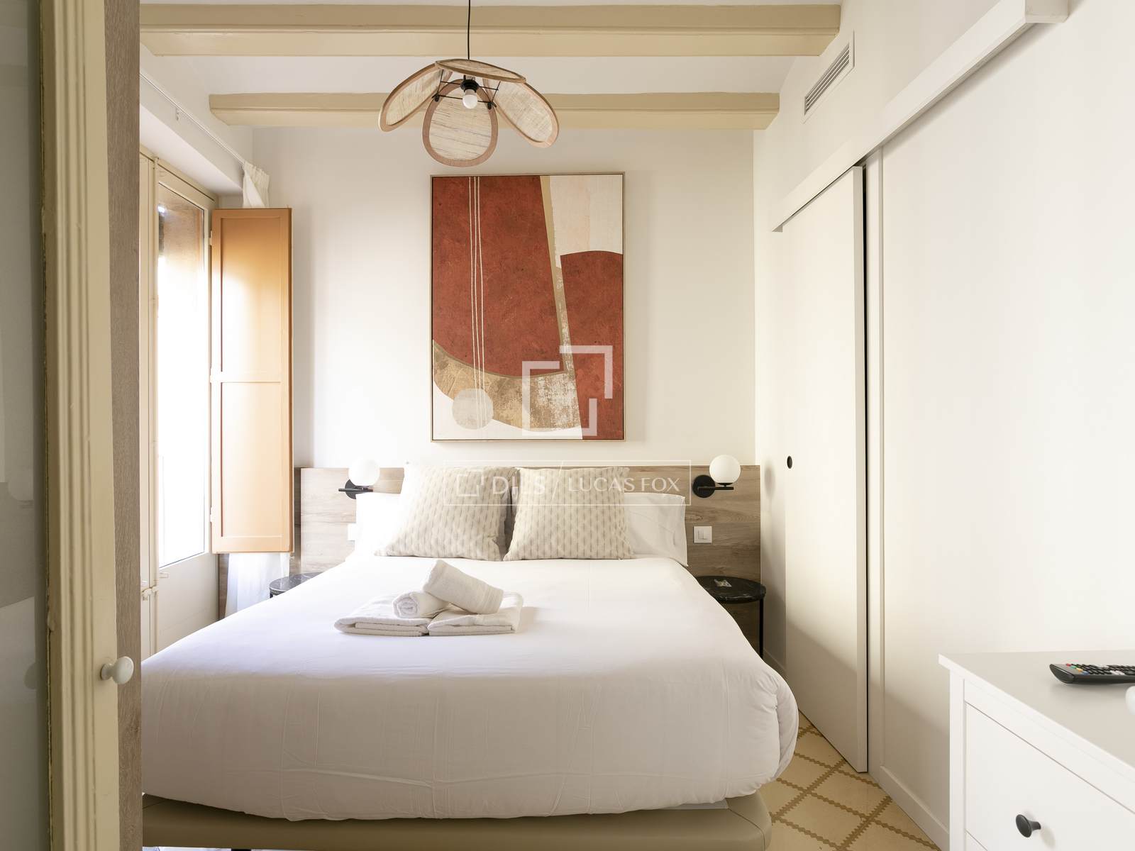 Apartment à Barcelona, Espagne 3 chambres, 87 m2 No. 161406