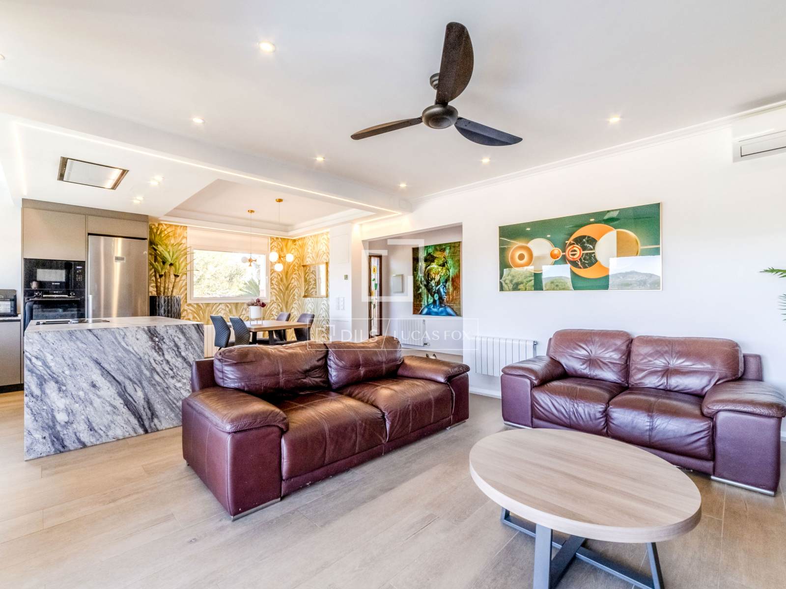 Villa in Sitges, Barcelona, Spain 5 bedrooms, 178 sq.m. No. 161411