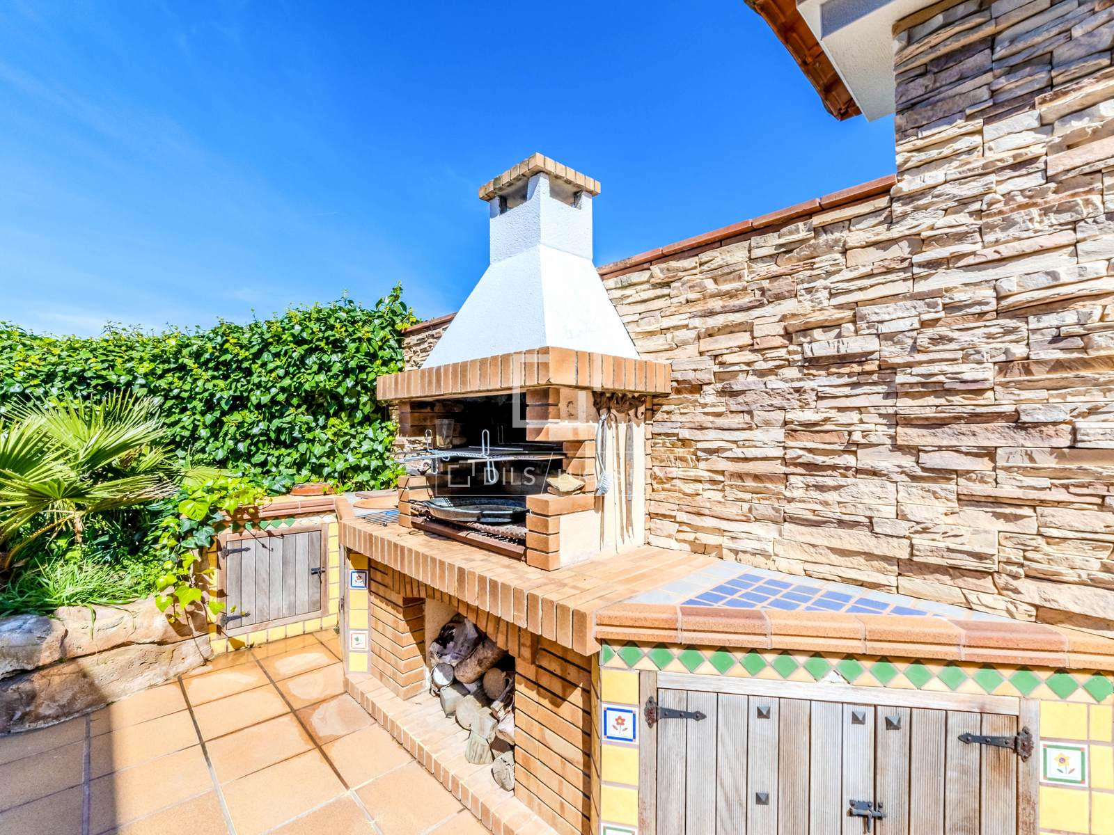Villa in Sitges, Barcelona, Spain 5 bedrooms, 178 sq.m. No. 161411