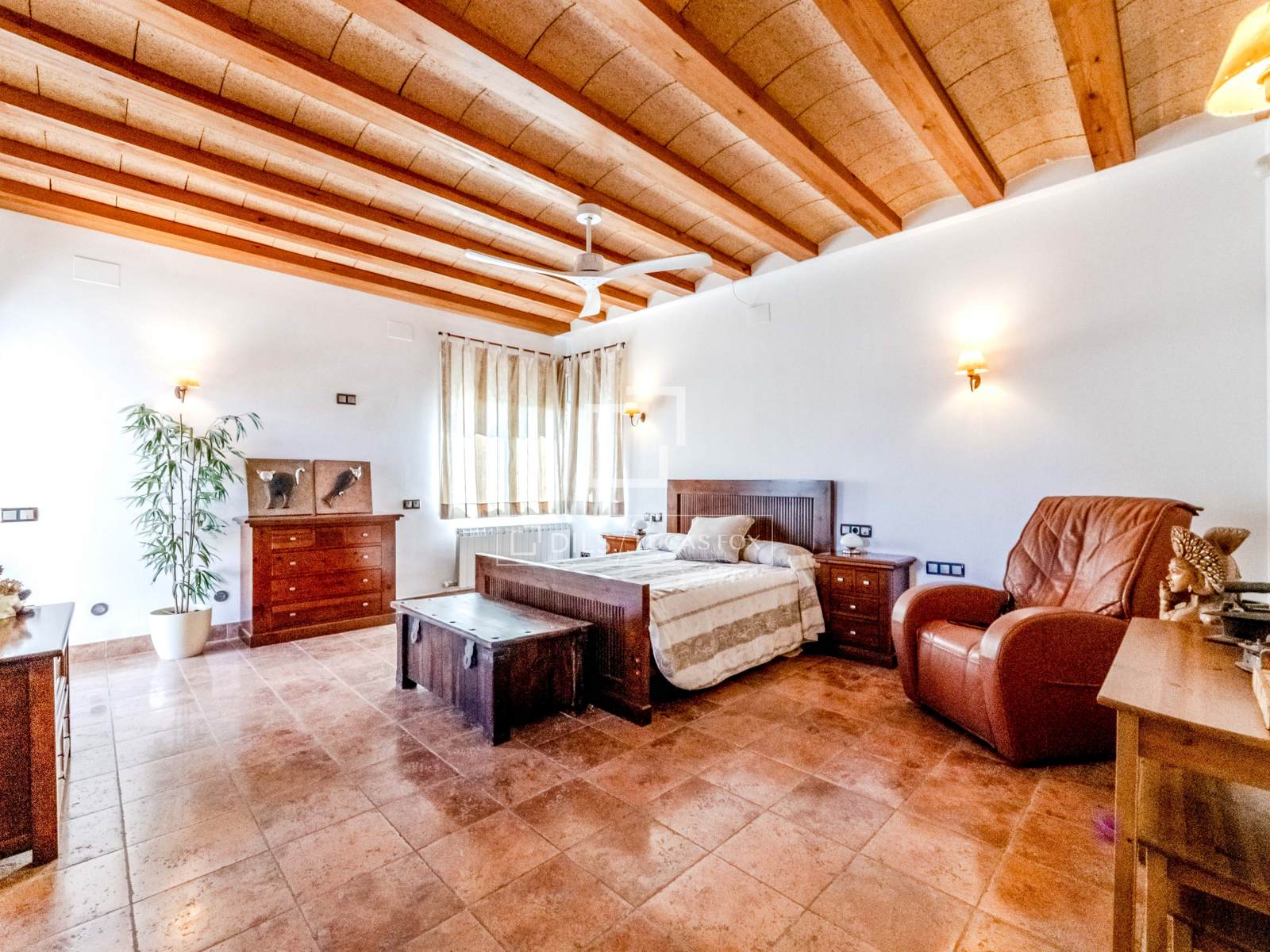 Villa in Sitges, Barcelona, Spain 5 bedrooms, 178 sq.m. No. 161411