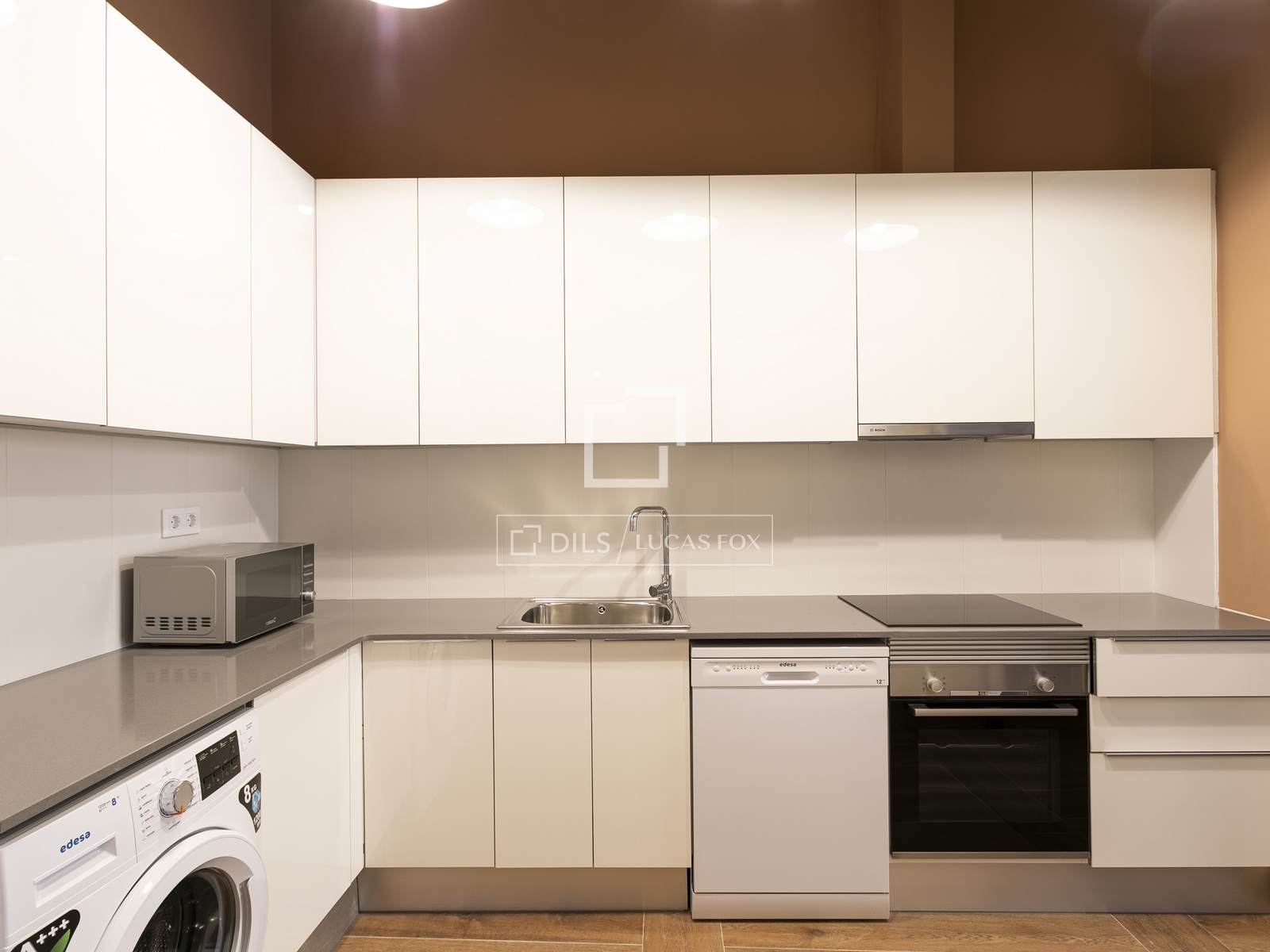 Apartament w Barcelona, Hiszpania 2 sypialnie, 105 mkw. nr 161407