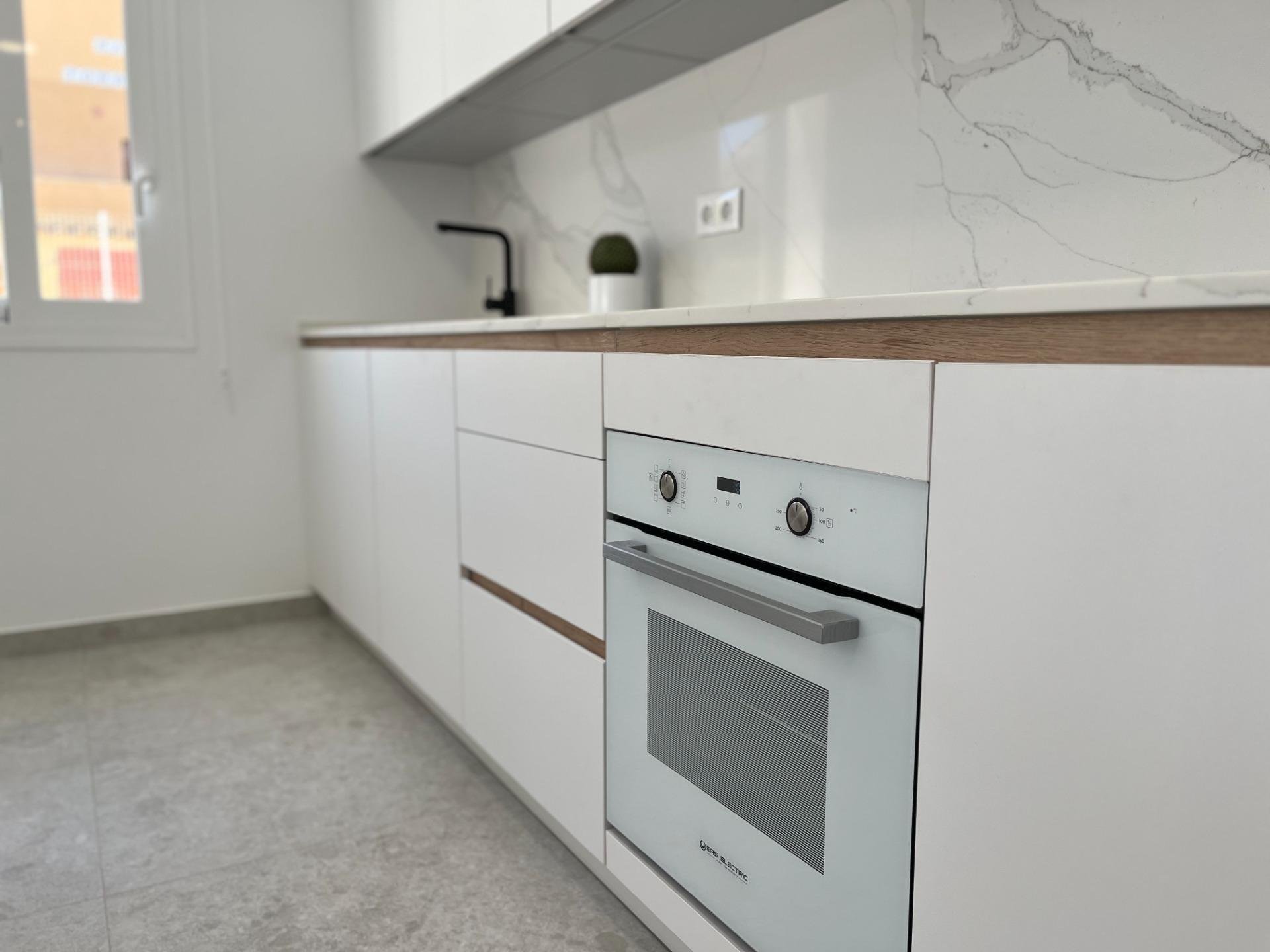 Apartment in Torrevieja, Alicante, Spain 3 bedrooms, 110 sq.m. No. 139465