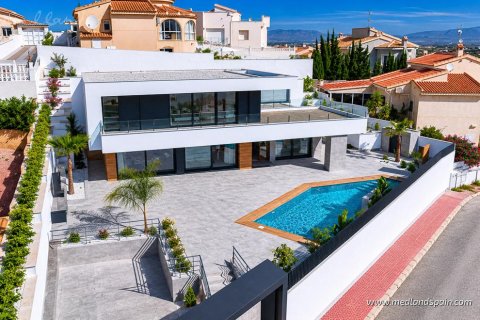 Villa en Rojales, Alicante, España 4 dormitorios, 203 m2 No. 168623