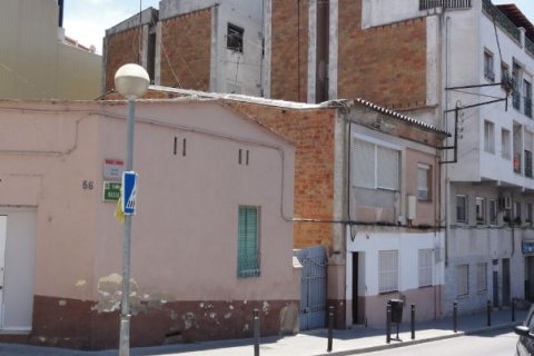 Apartment in Montcada i Reixac, Barcelona, Spain 3 bedrooms, 72 sq.m. No. 191160