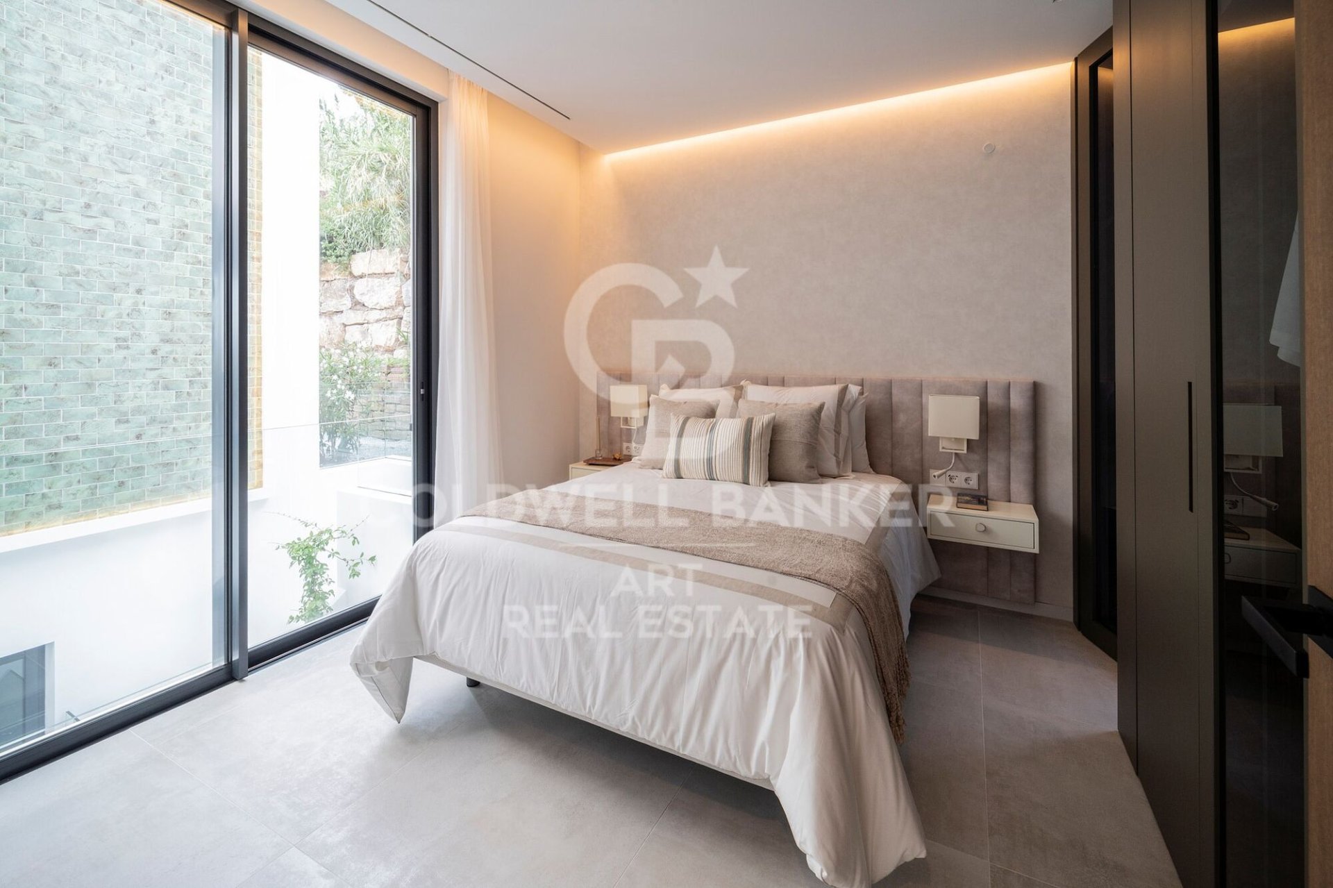 Villa in Benahavis, Malaga, Spain 6 bedrooms, 1182 sq.m. No. 157668