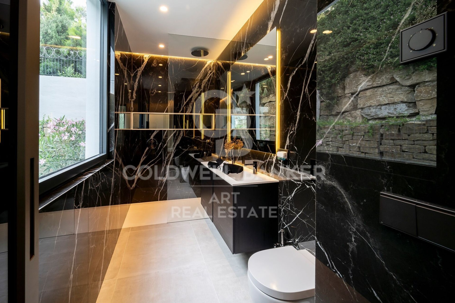 Villa in Benahavis, Malaga, Spain 6 bedrooms, 1182 sq.m. No. 157668
