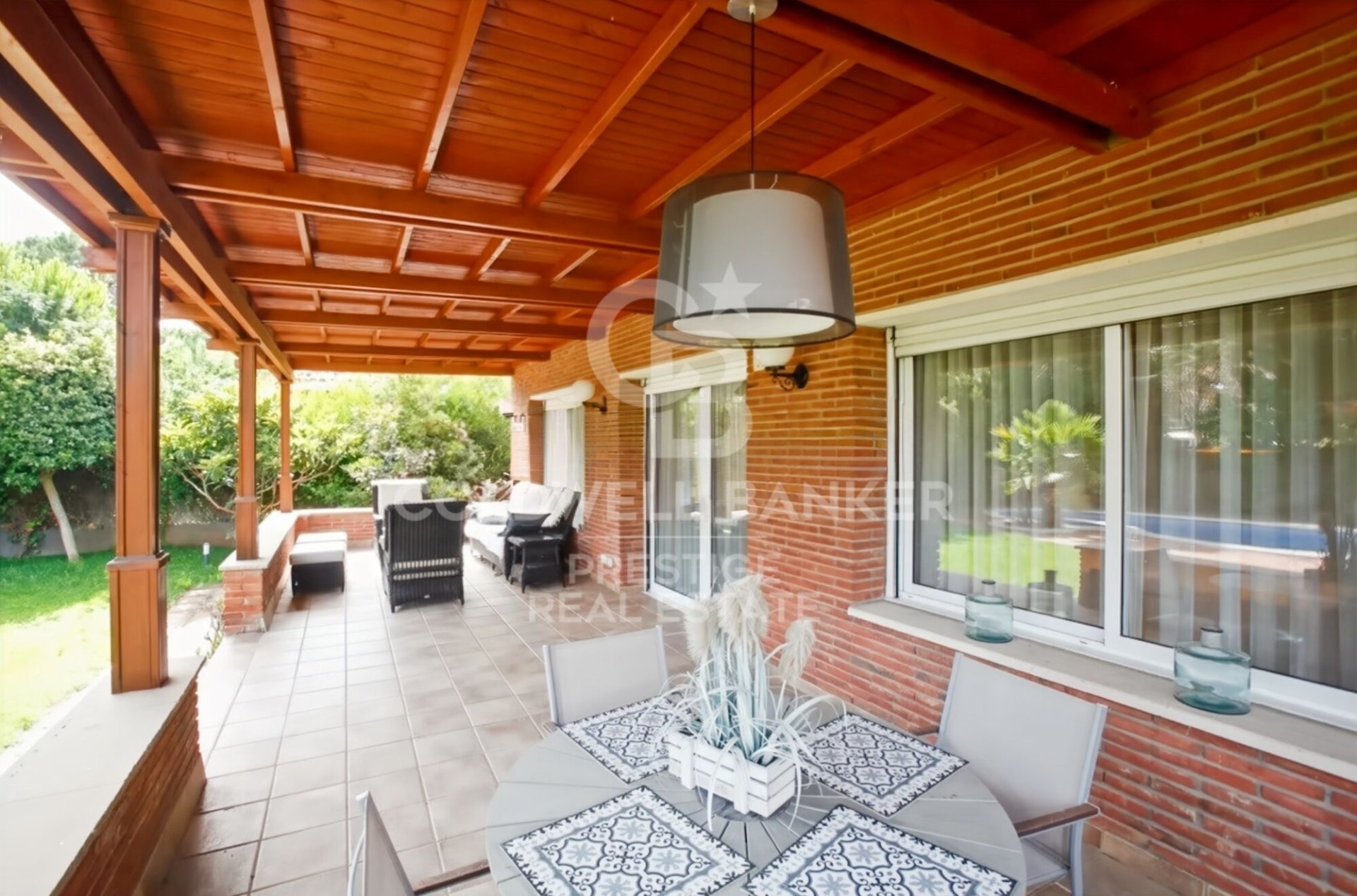 House à Gava, Barcelona, Espagne 6 chambres, 494 m2 No. 157665