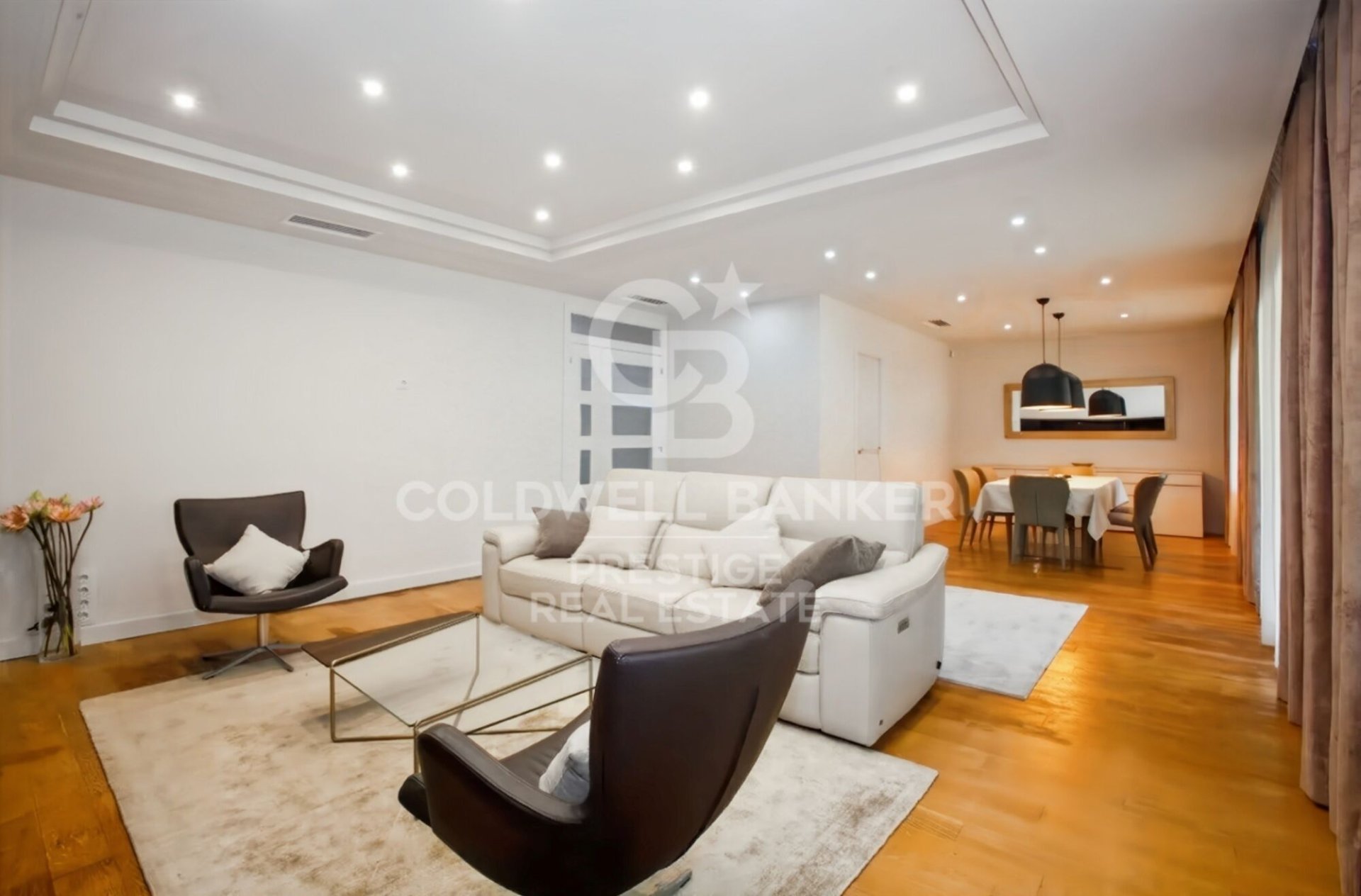 House à Gava, Barcelona, Espagne 6 chambres, 494 m2 No. 157665