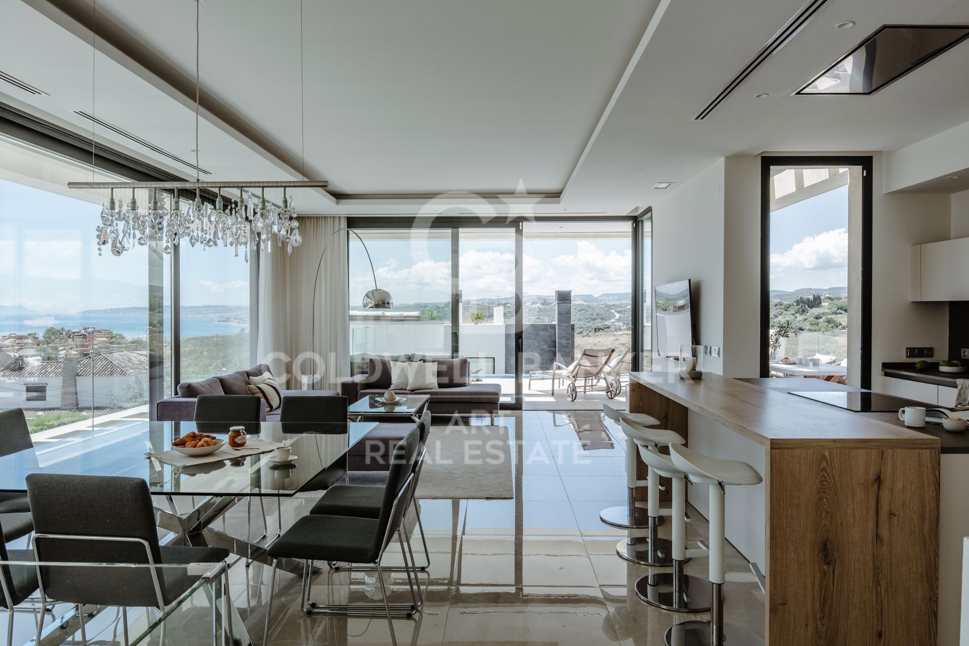 Villa en Estepona, Málaga, España 5 dormitorios, 508 m2 No. 157663