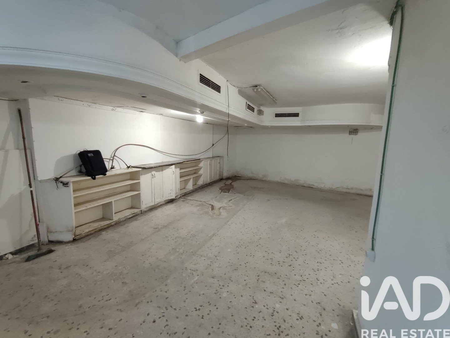 Commercial property à Astorga, Leon, Espagne 70 m2 No. 185232