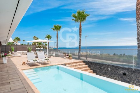 Villa in Casares, Malaga, Spanien 5 Schlafzimmer, 529 m2 Nr. 179041
