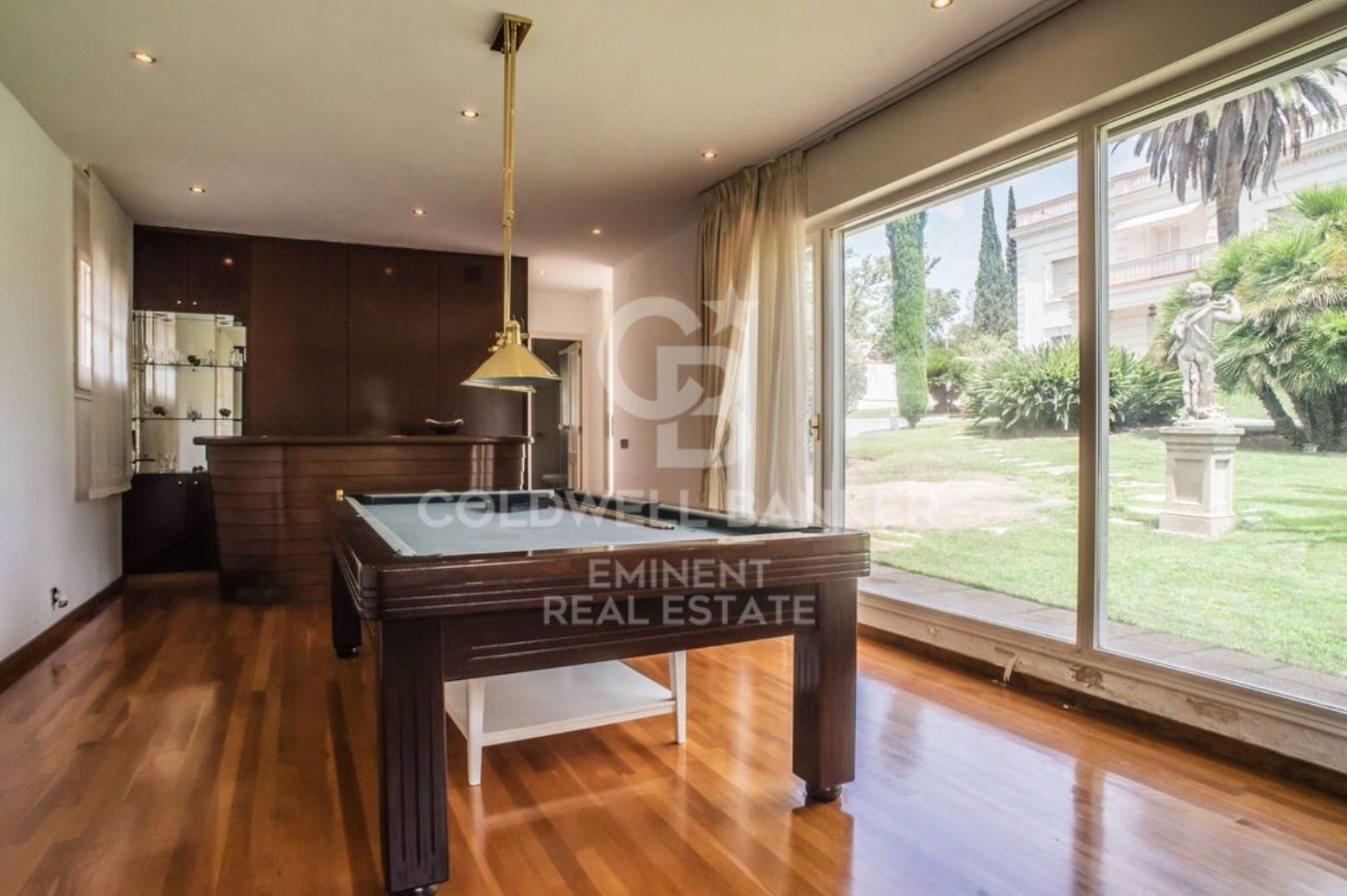 Villa i Esplugues de Llobregat, Barcelona, Spanien 9 sovrum, 734 kvm. Nr. 179047