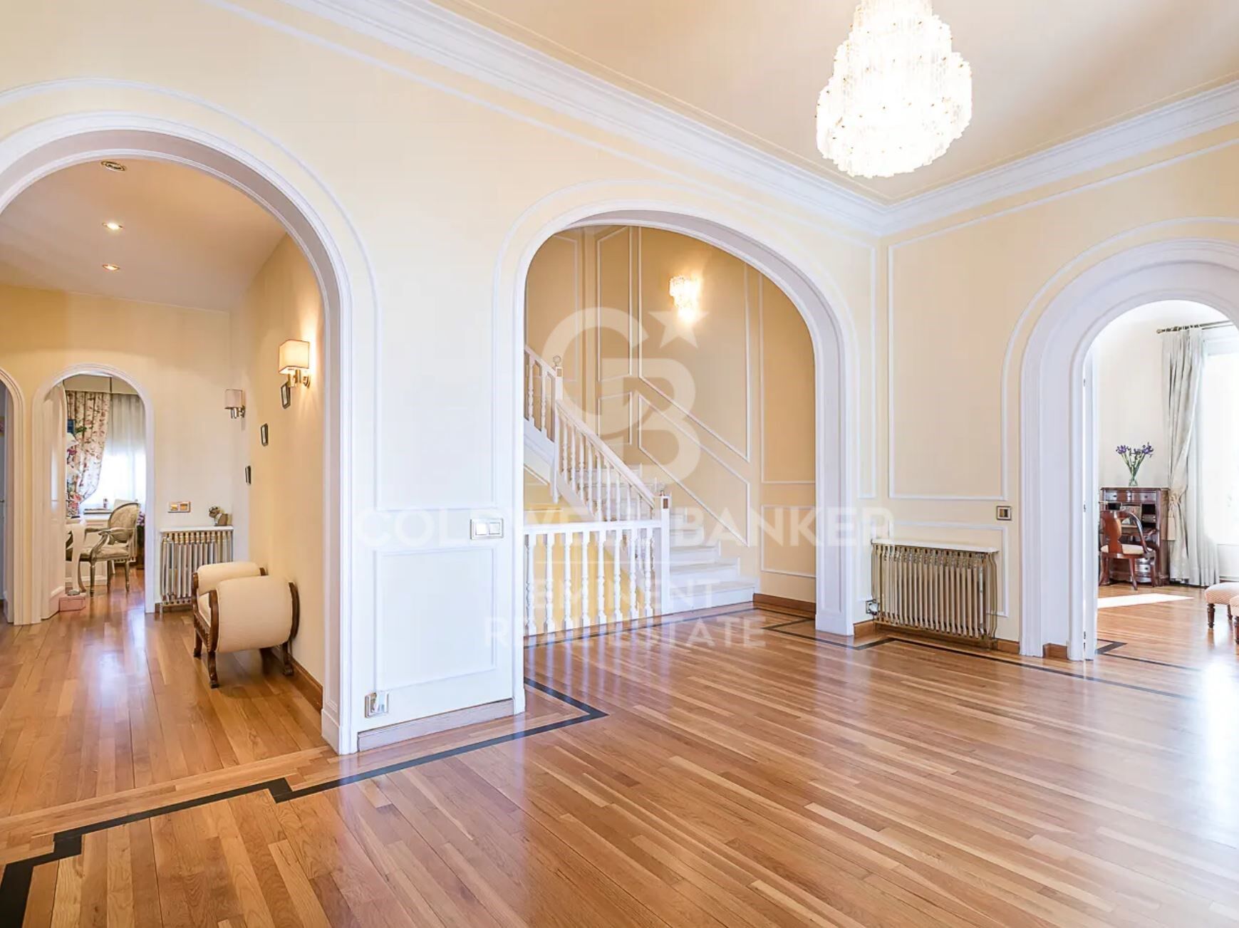 Villa i Esplugues de Llobregat, Barcelona, Spanien 9 sovrum, 734 kvm. Nr. 179047