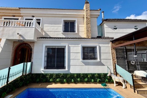 Rindu māja La Zenia, Alicante, Spānijā 4 istabas, 189 m2 Nr. 189232