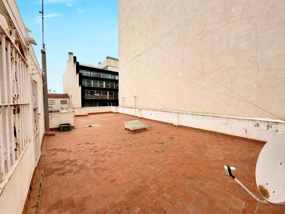 Apartamento en Torrevieja, Alicante, España 6 dormitorios, 195 m2 No. 189233