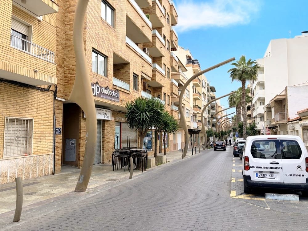 Apartamento en Torrevieja, Alicante, España 6 dormitorios, 195 m2 No. 189233