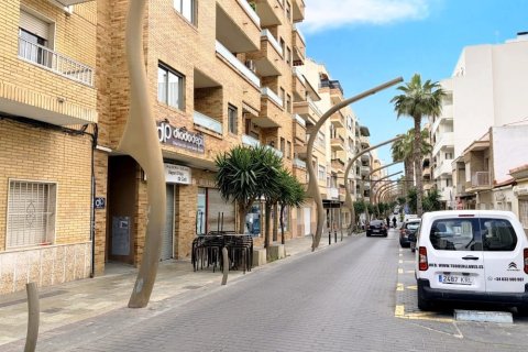 Apartment in Torrevieja, Alicante, Spain 6 bedrooms, 195 sq.m. No. 189233