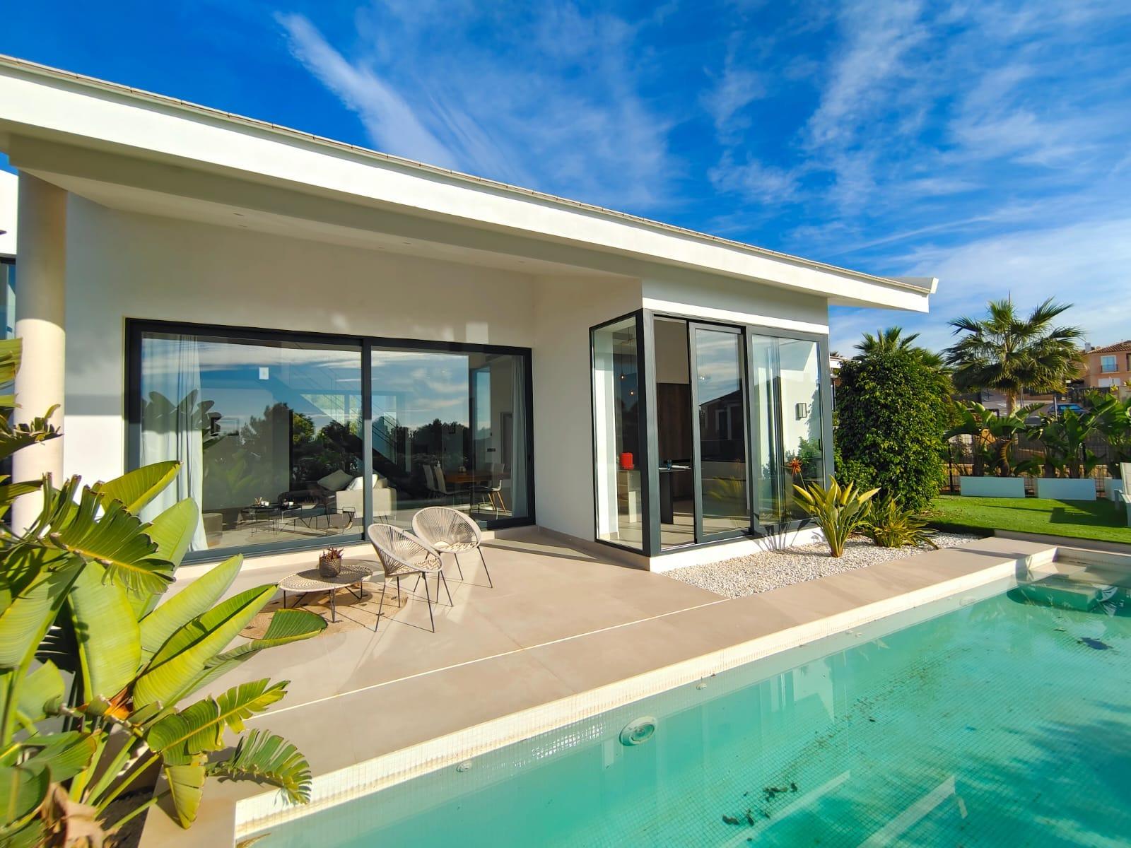 Villa in Finestrat, Alicante, Spanien 4 Schlafzimmer, 197 m2 Nr. 165710