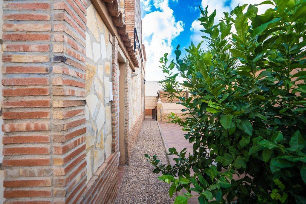 Villa in Alicante, Spain 4 bedrooms, 79 sq.m. No. 165707