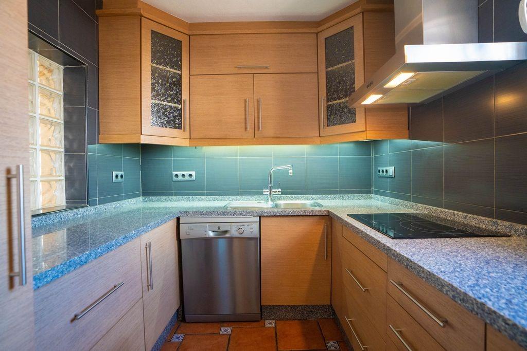 Villa in Alicante, Spain 4 bedrooms, 79 sq.m. No. 165707