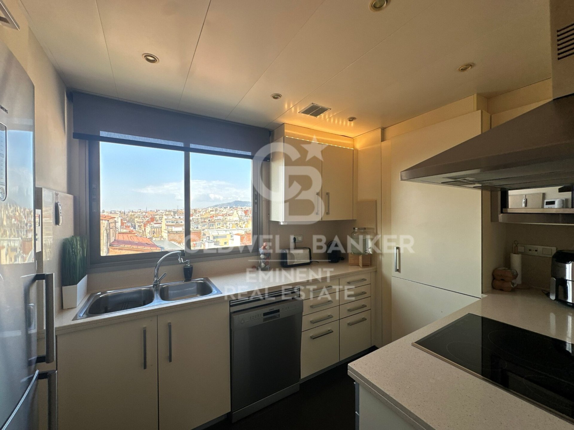 Penthauss Barcelona, Spānijā 3 istabas, 112 m2 Nr. 179005