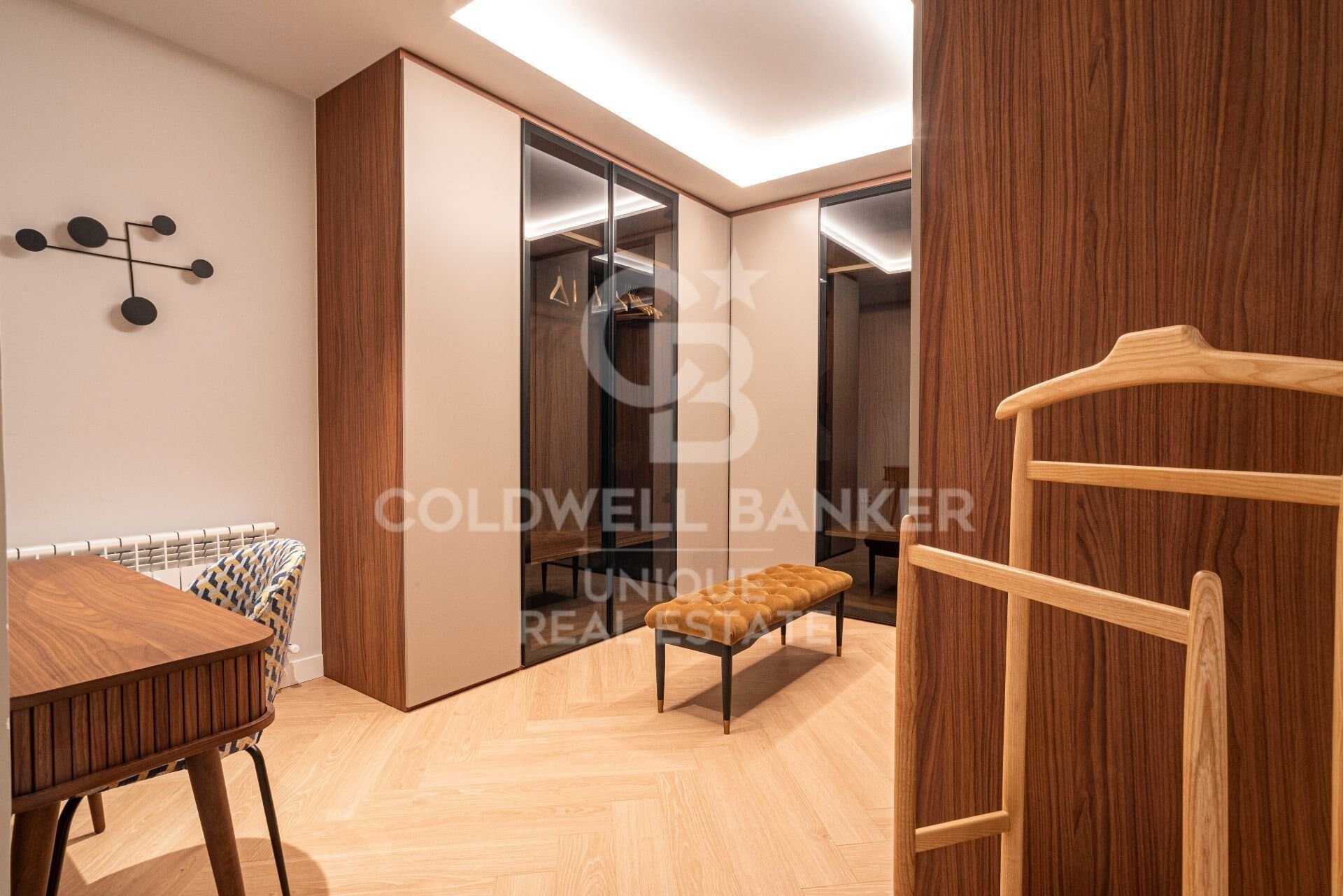 Apartment à Madrid, Espagne 3 chambres, 220 m2 No. 179001