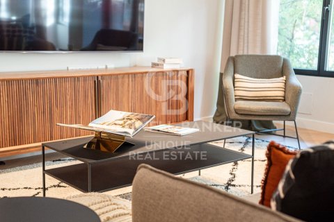 Appartamento a Madrid, Spagna 3 camere da letto, 220 mq. N° 179001