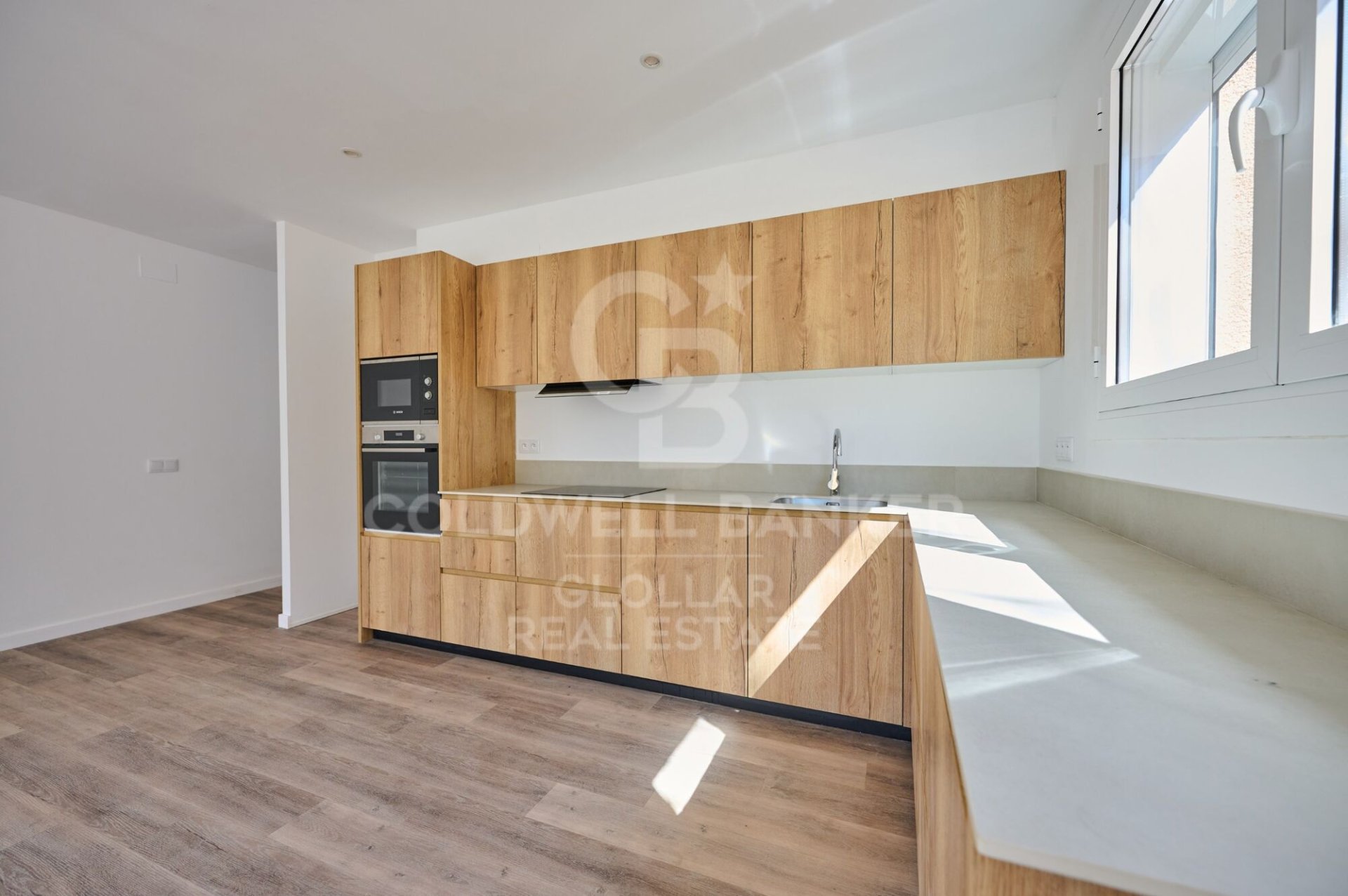 Apartment en Espagne 4 chambres, 110 m2 No. 178999