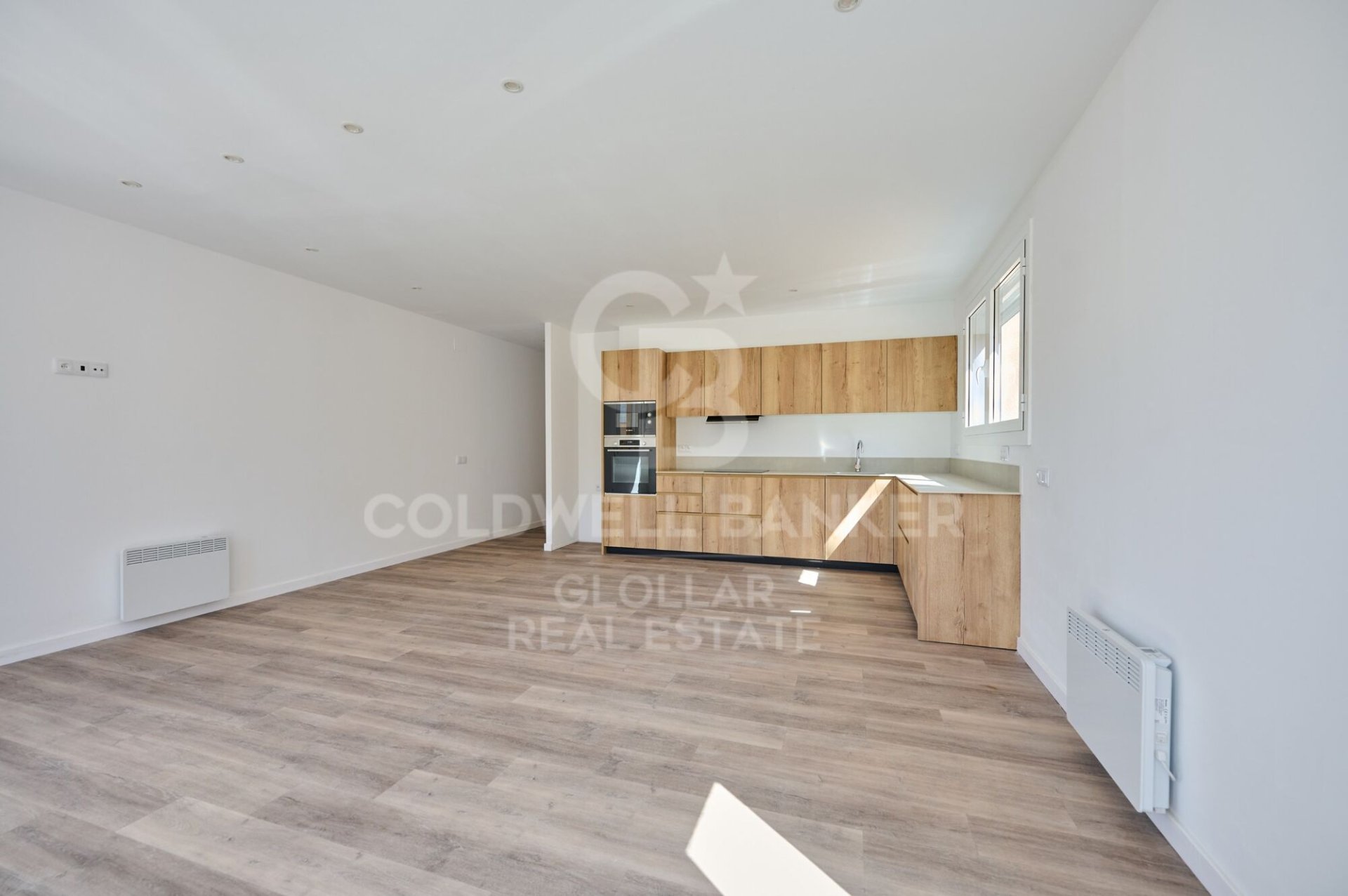 Apartment en Espagne 4 chambres, 110 m2 No. 178999