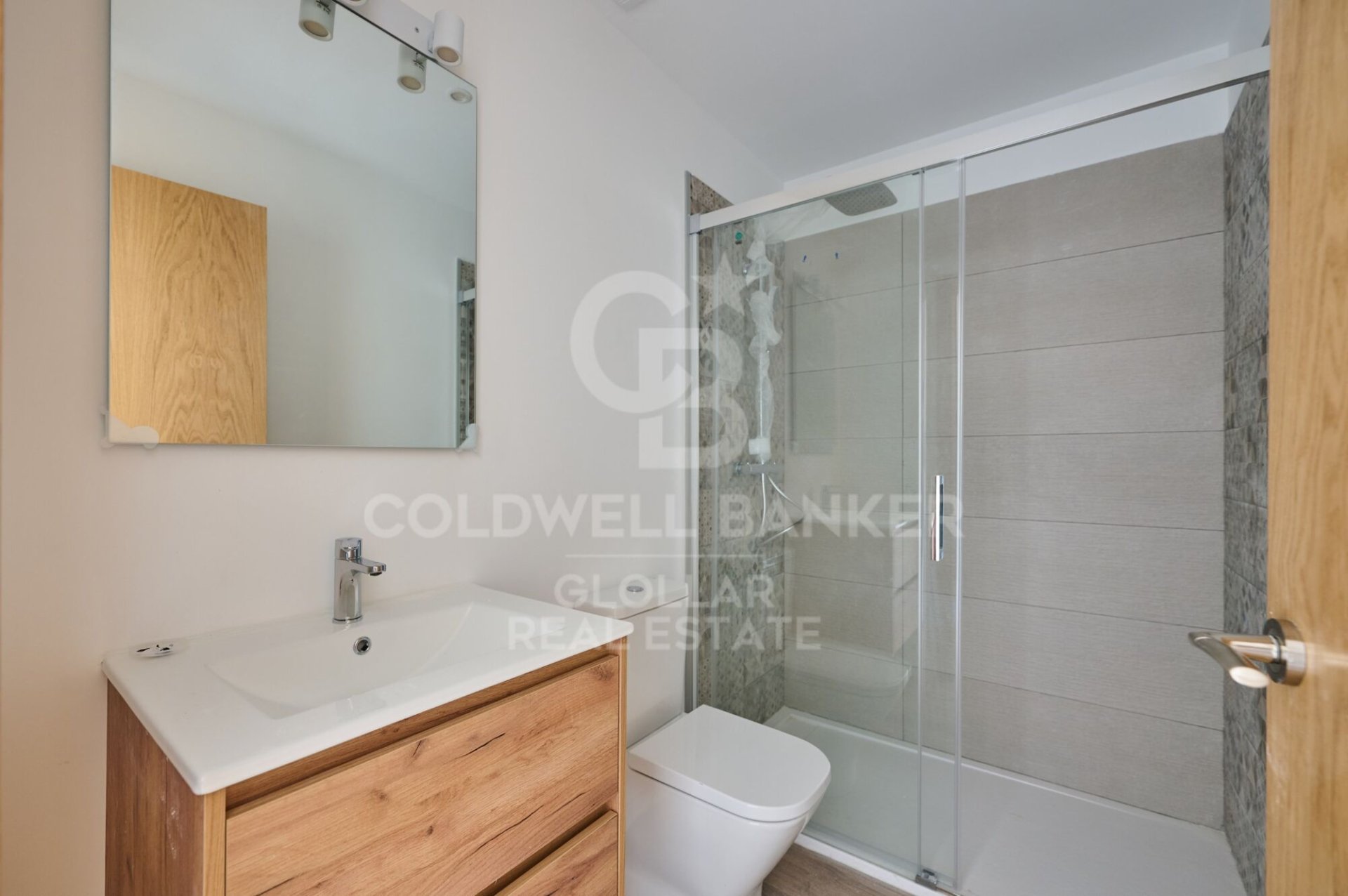 Apartment en Espagne 4 chambres, 110 m2 No. 178999