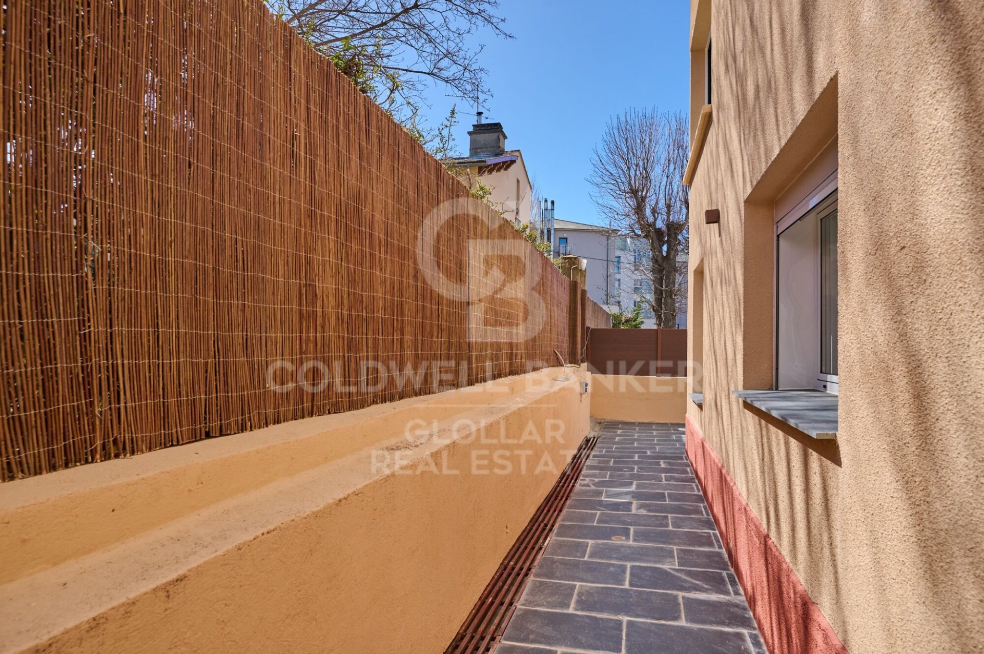 Apartment en Espagne 4 chambres, 110 m2 No. 178999