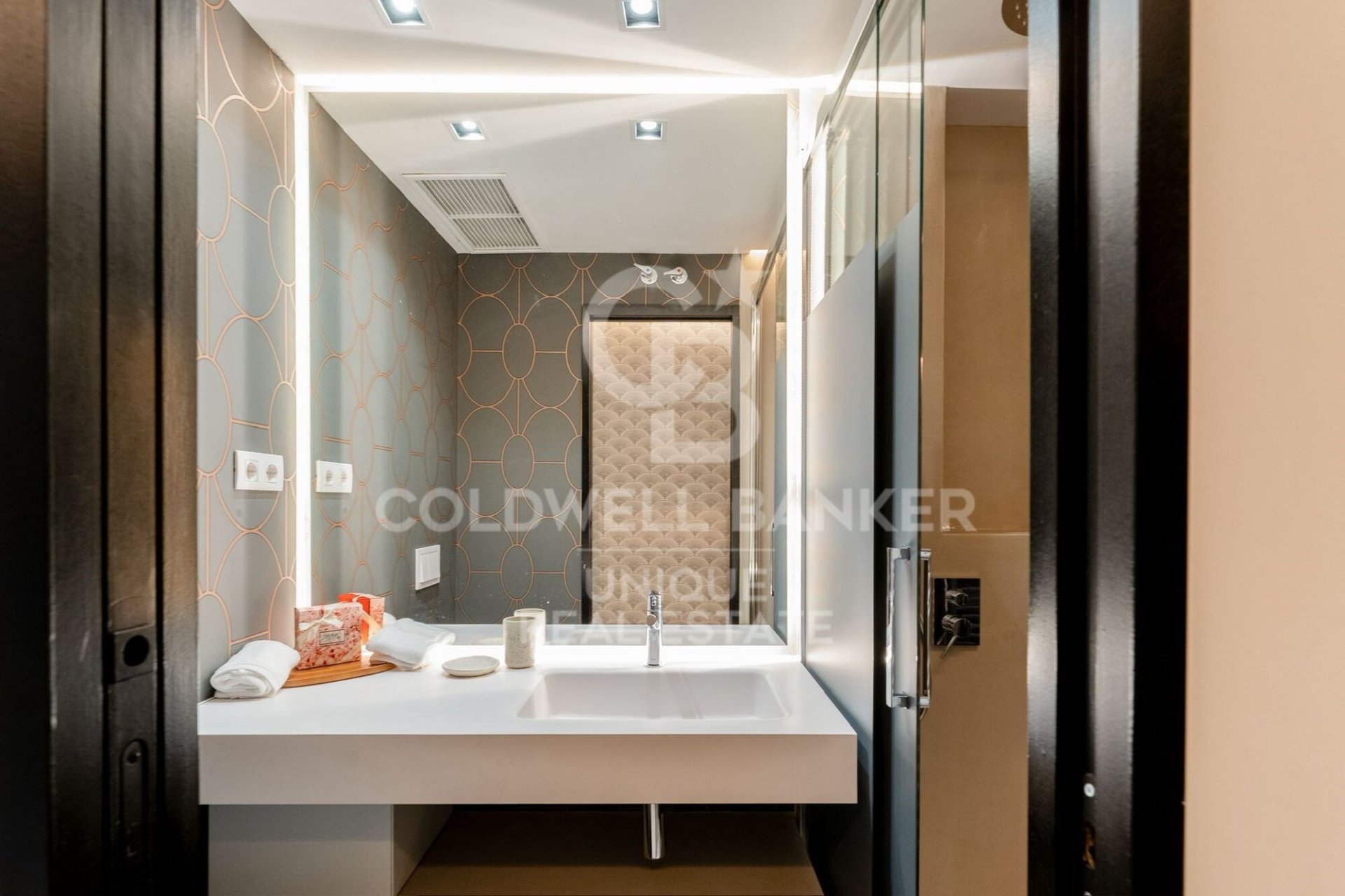 Apartment à Madrid, Espagne 2 chambres, 84 m2 No. 179000