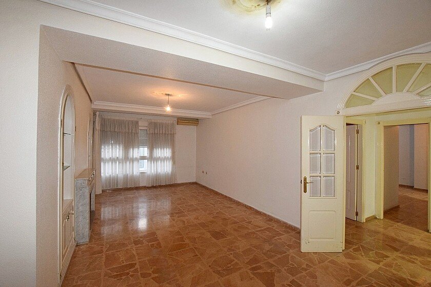 Huoneisto Torrevieja, Alicante, Espanja 4 makuuhuonetta, 250 m2 No. 103603