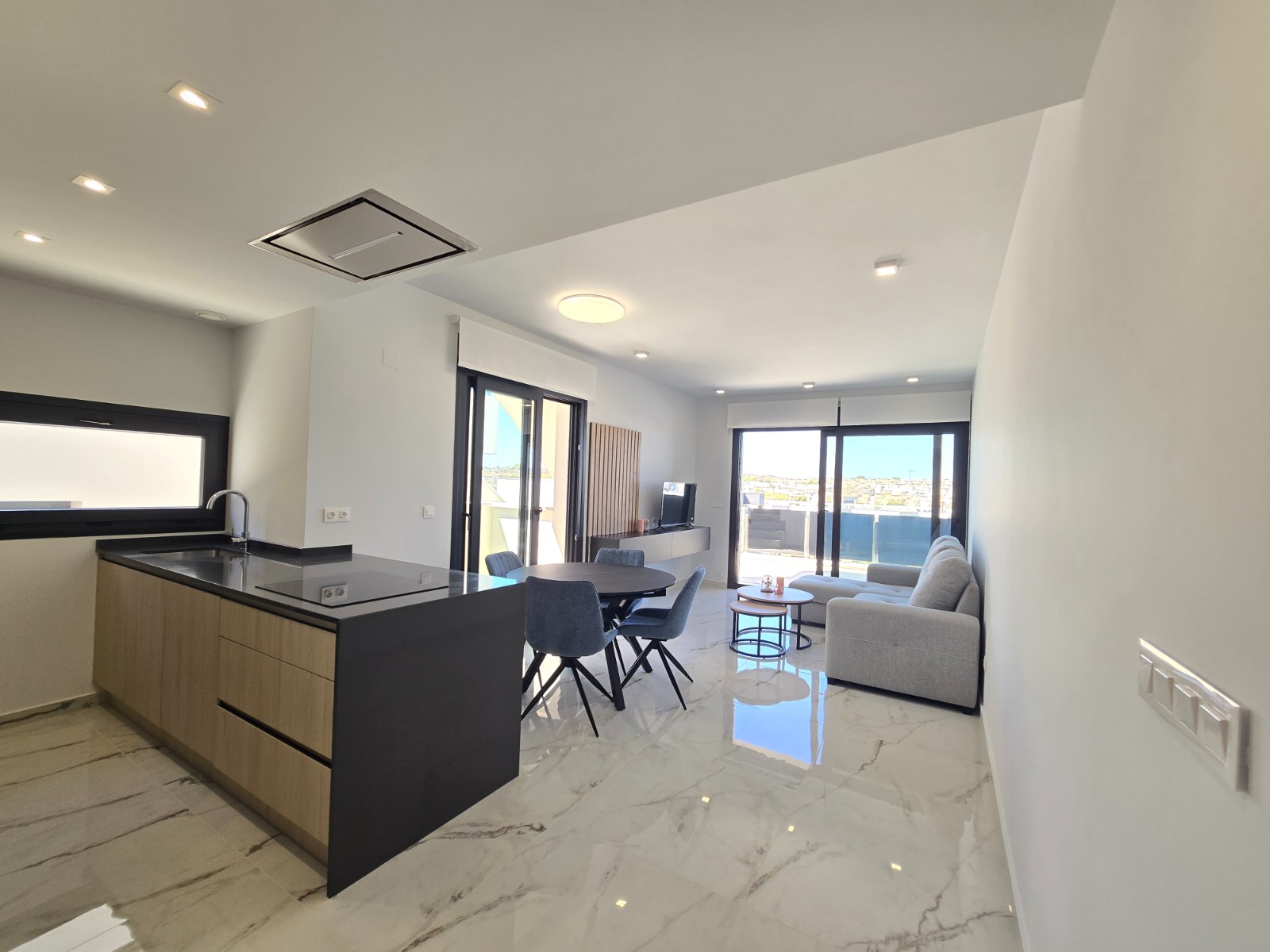 Apartament w Alicante, Hiszpania 2 sypialnie, 75 mkw. nr 179556