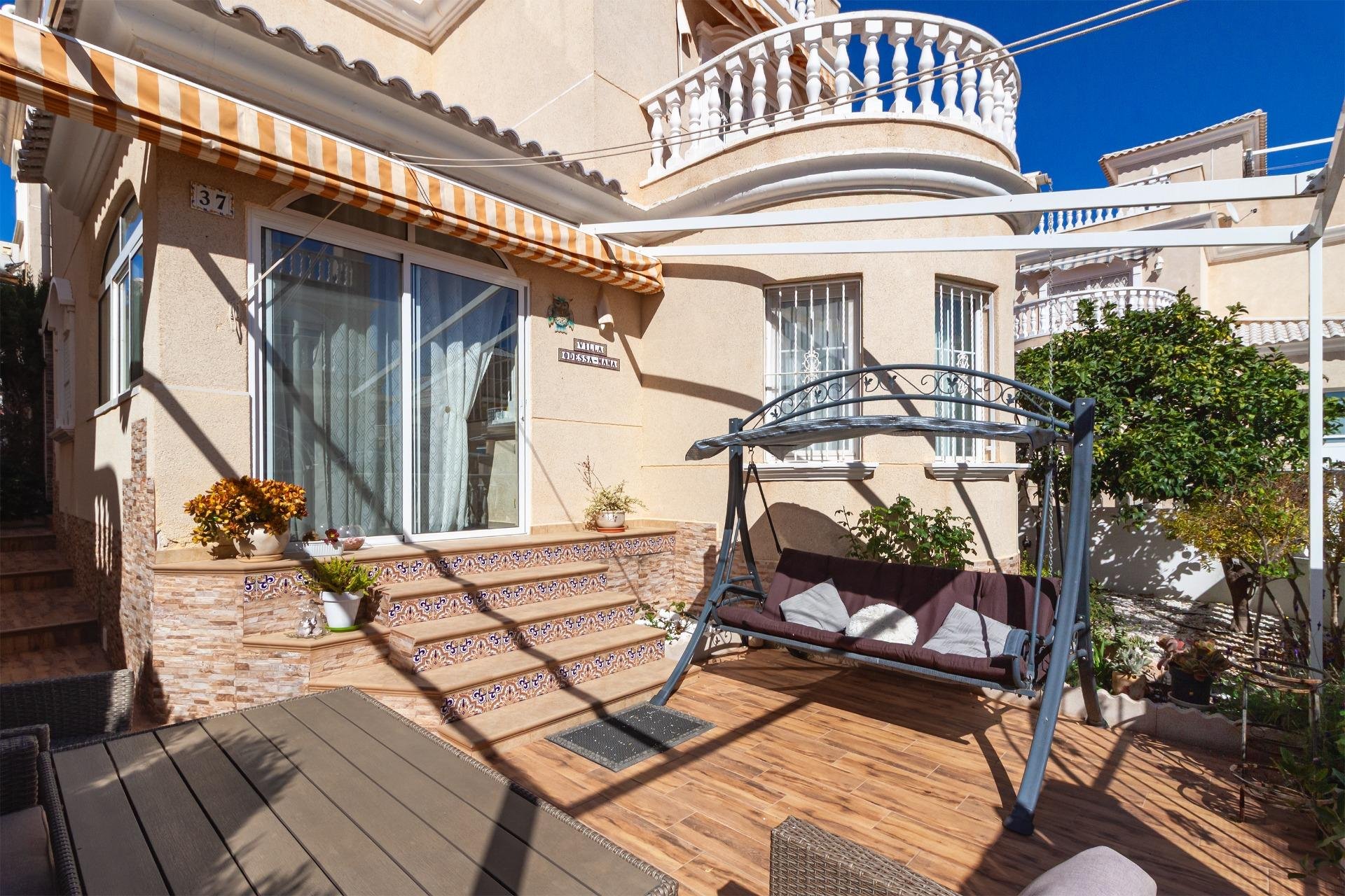 Villa La Florida, Alicante, Spānijā 4 istabas, 105 m2 Nr. 179560