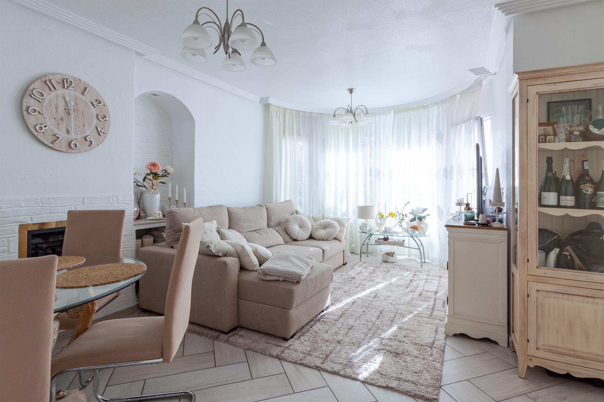 Villa La Florida, Alicante, Spānijā 4 istabas, 105 m2 Nr. 179560